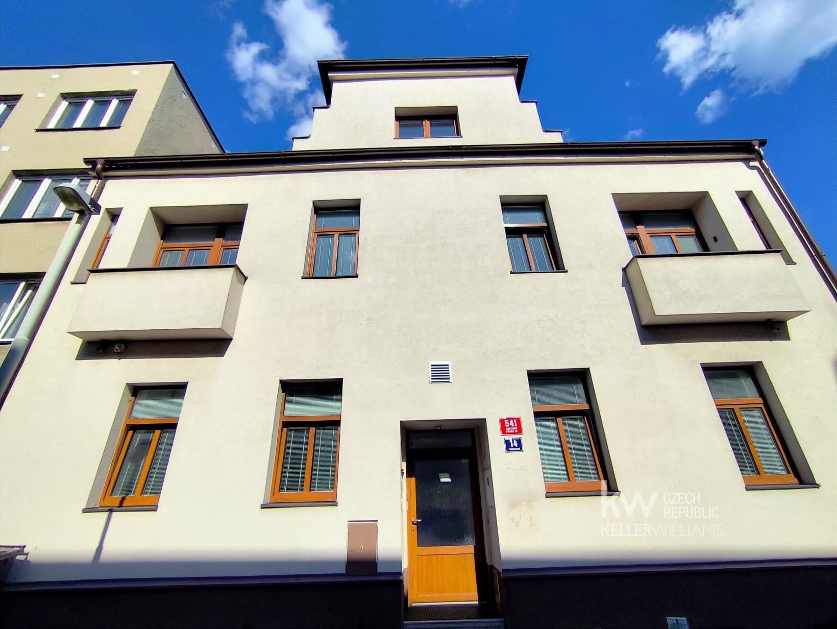 BUDOVA/ BUILDING
