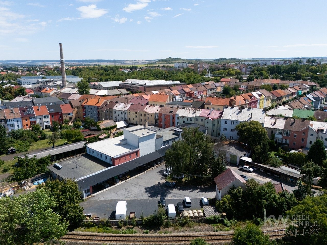 Kancela?r?e Louny dron-12 ve velke? velikosti
