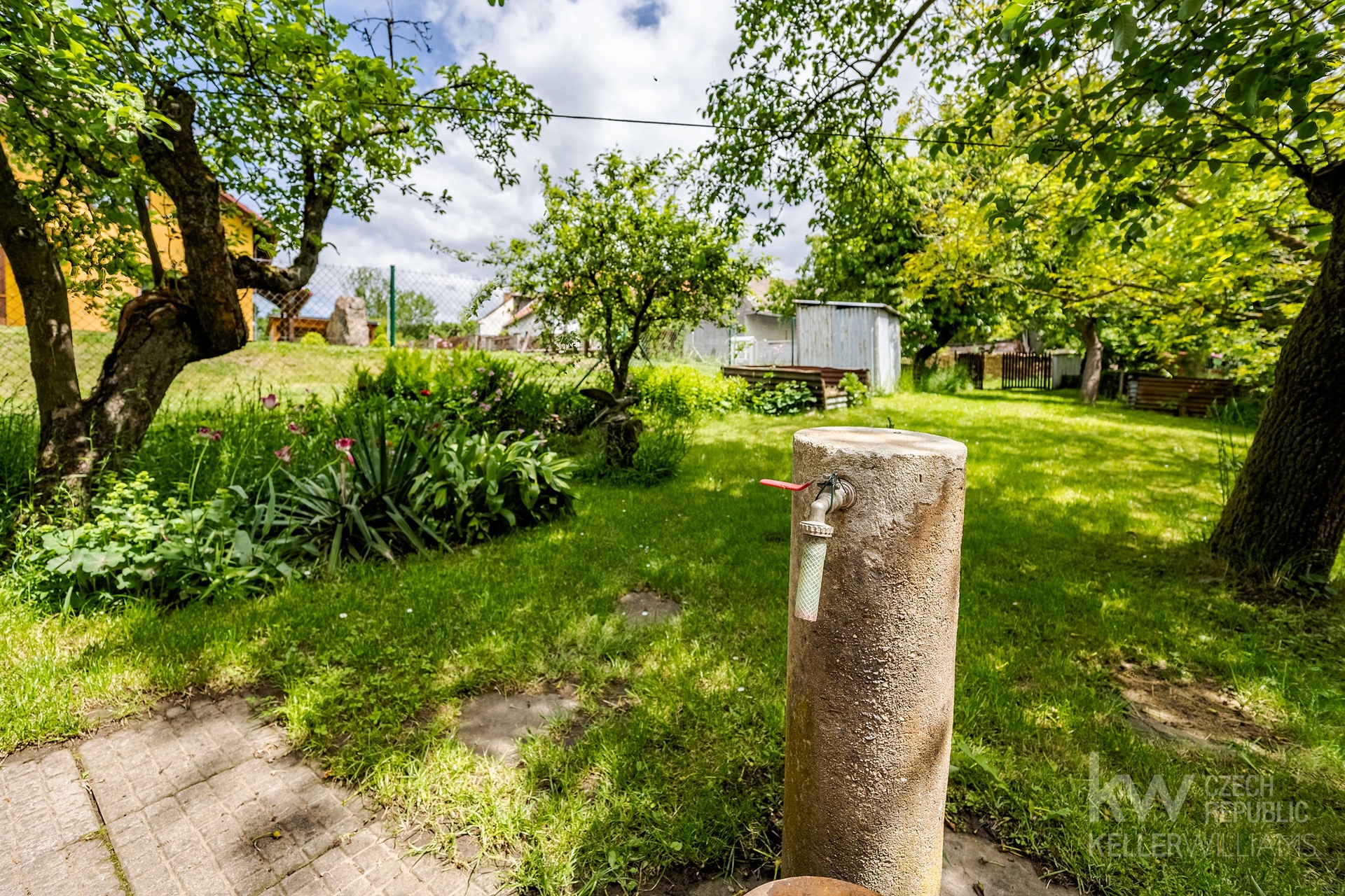P1924358-HDR