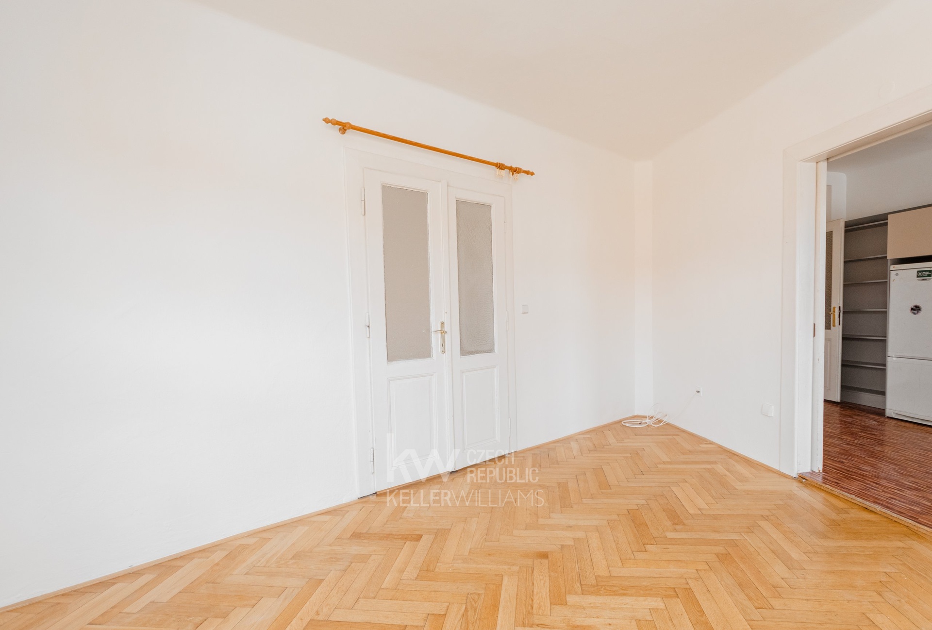 HUD_2281-37-HDR