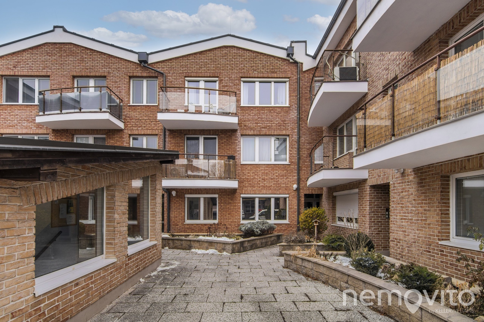 #pronájem #byt #dolníbřežany