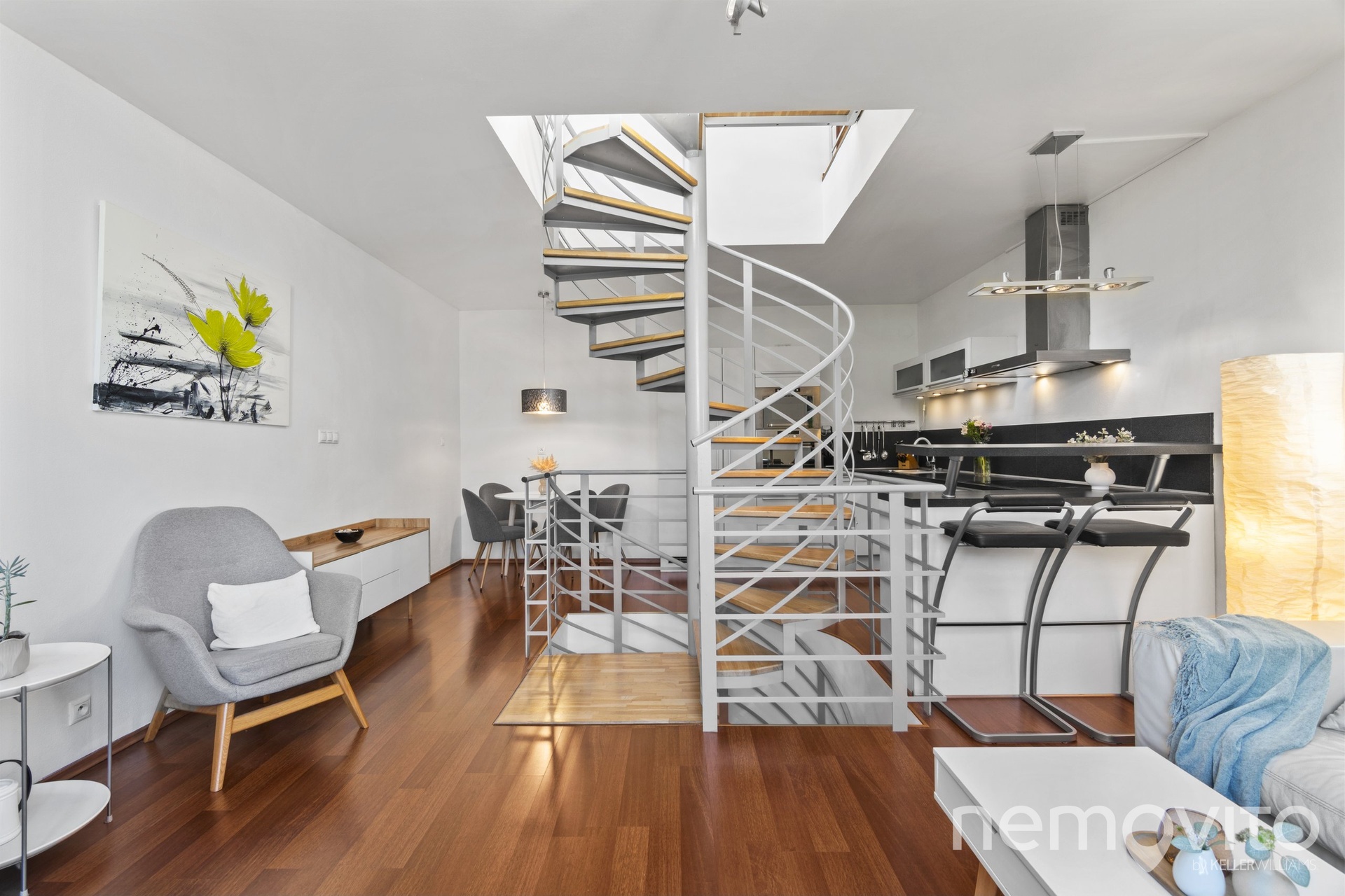 @renemuska #prodej #loftovýbyt #loftypalmovka