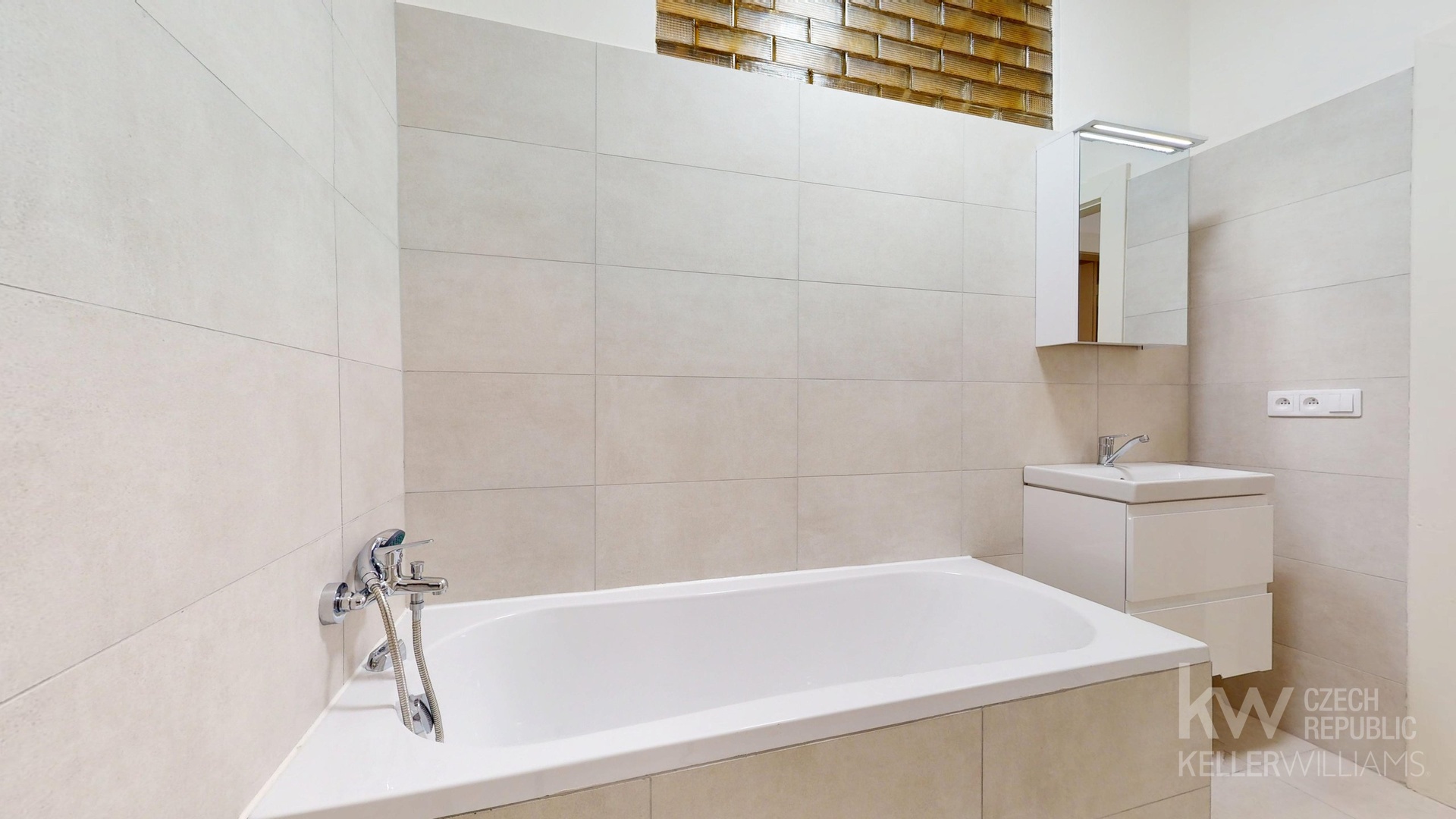 16. Pronajem-41-Nedbalova-Tabor-10272025_142649