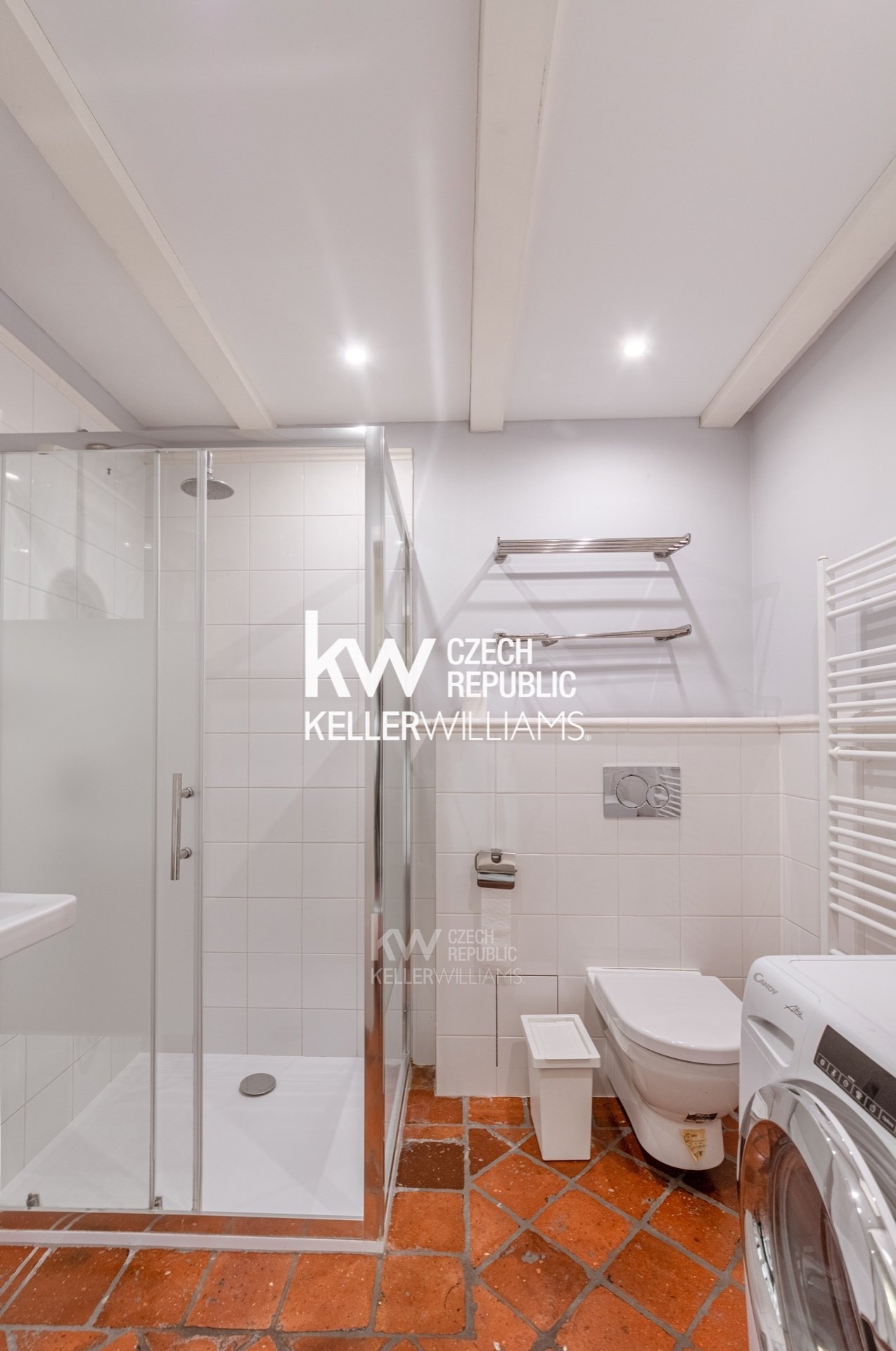 pronajem-loft-2-kk-44m2-praha-nove-mesto-hud-1697-