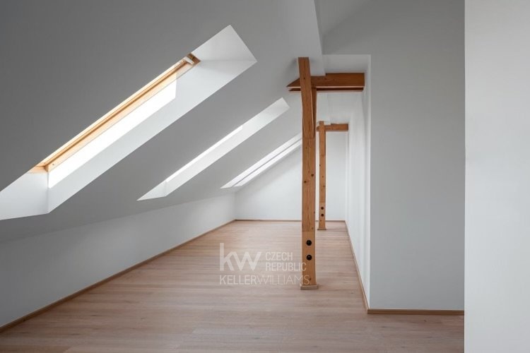 Obývací pokoj menšího bytu