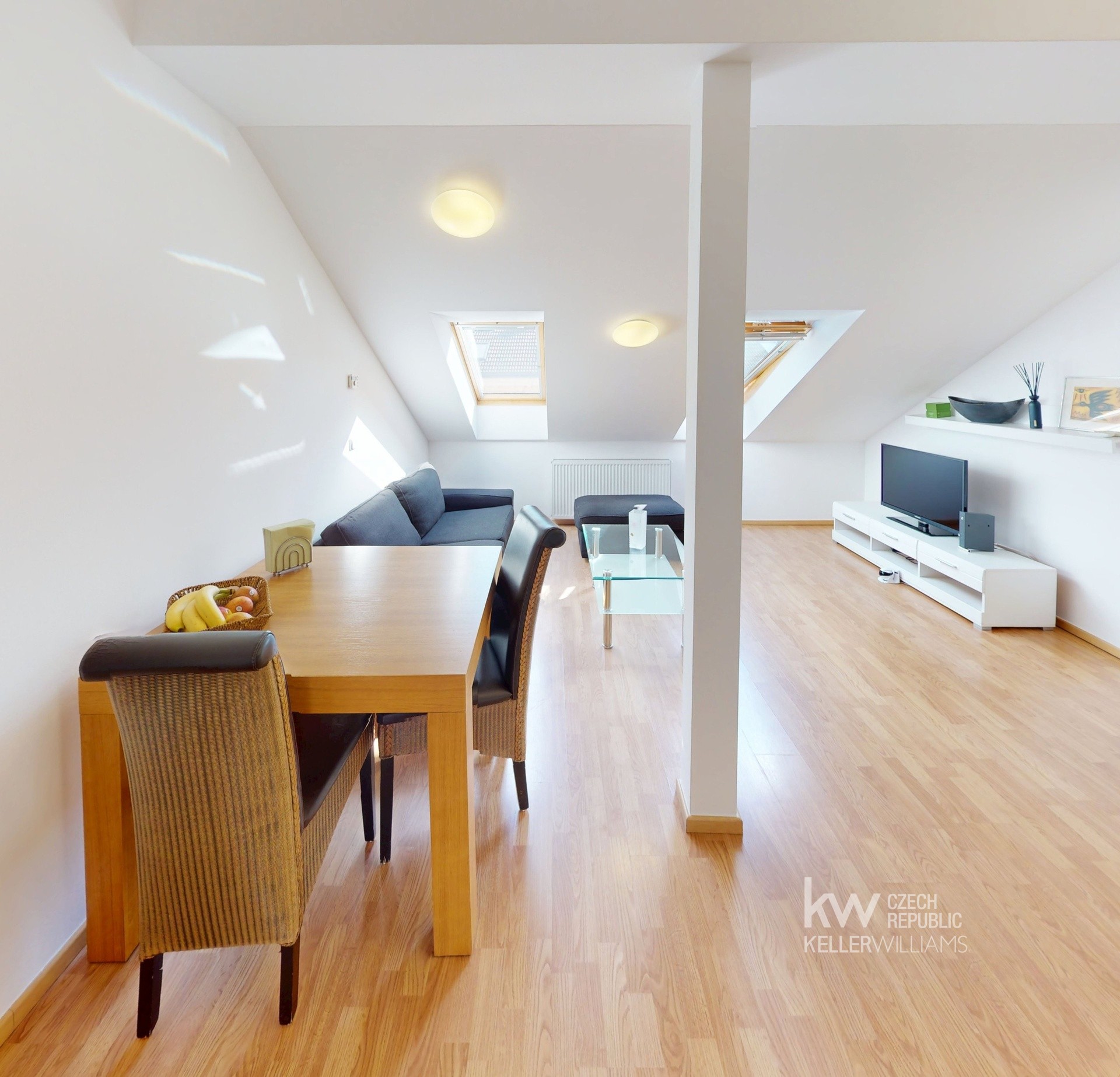 0Obývací pokoj/ Living Room