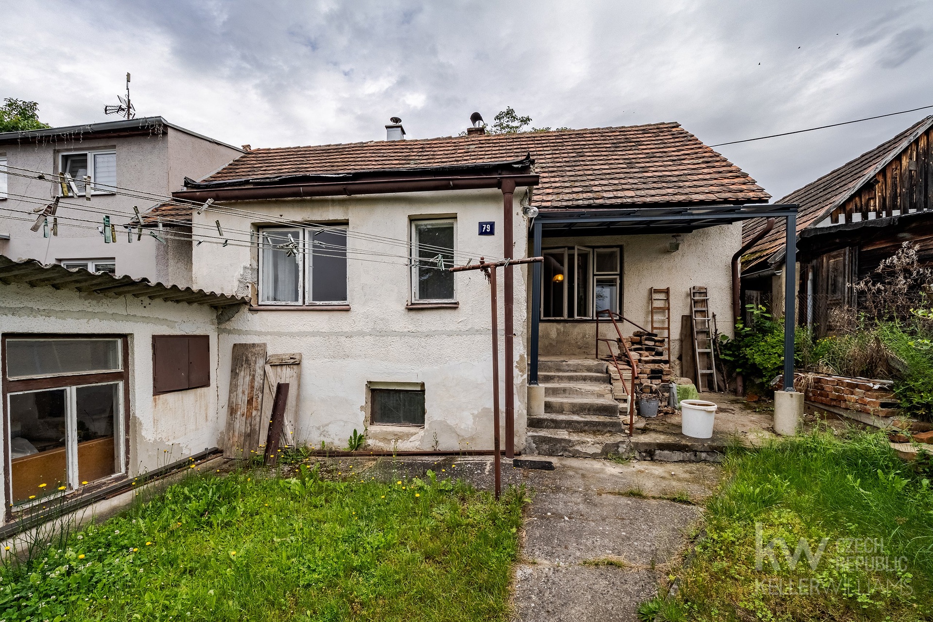 P1979135-HDR