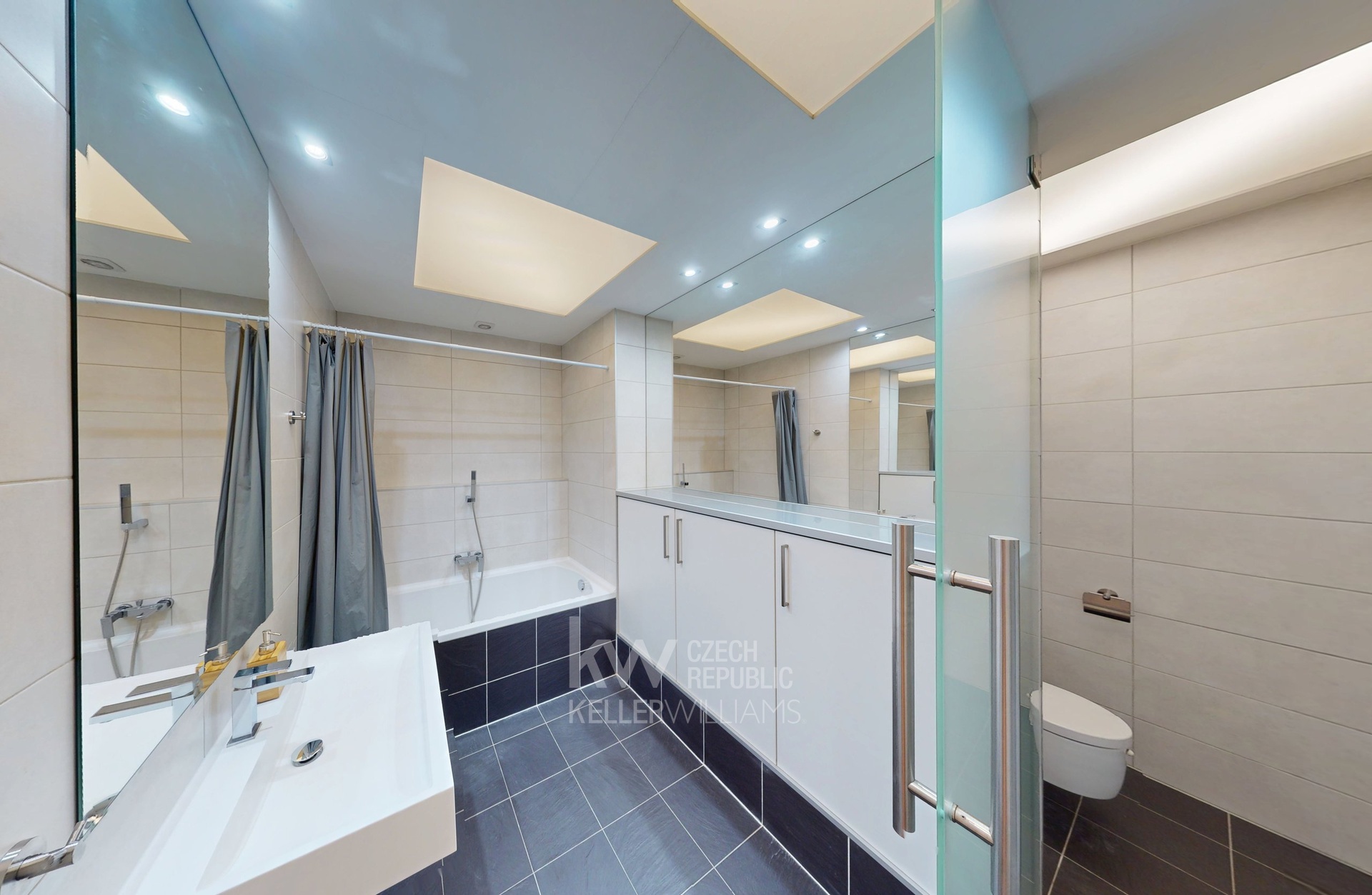 Koupelna/ Bathroom