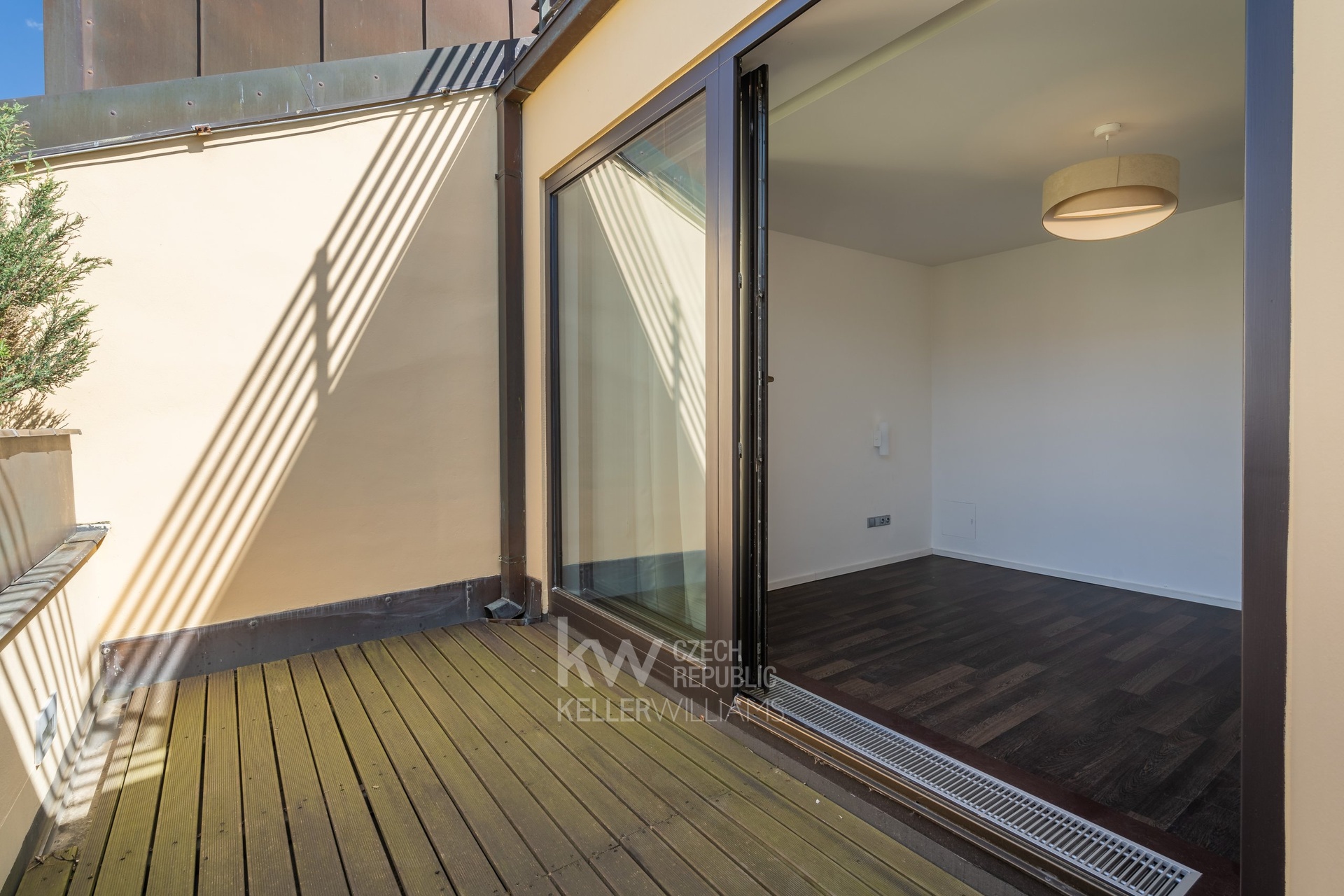 Byt 5+1, ul. Kodaňská - Vrzáková & Boháč