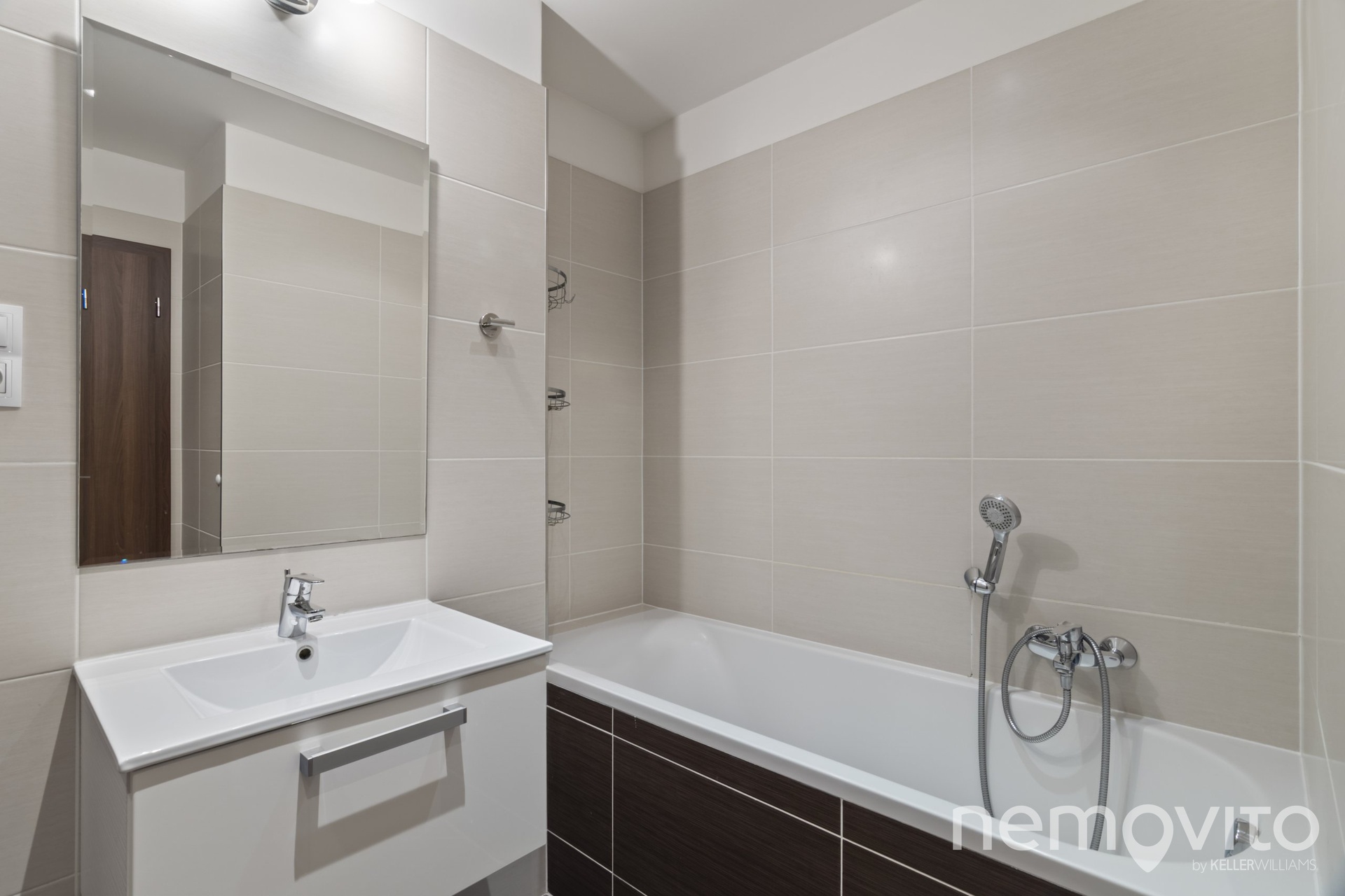 #pronájem #byt #2+kk #HorníMěcholupy