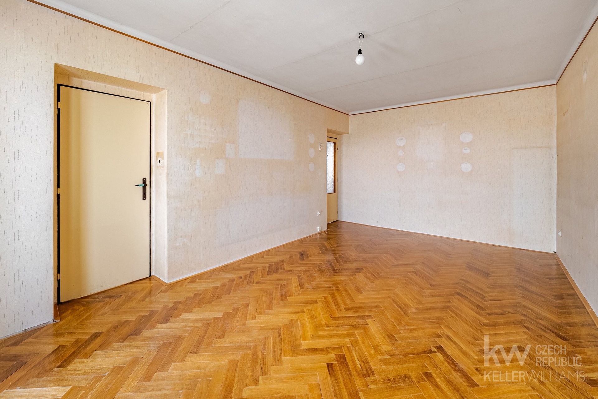 P1946637-HDR