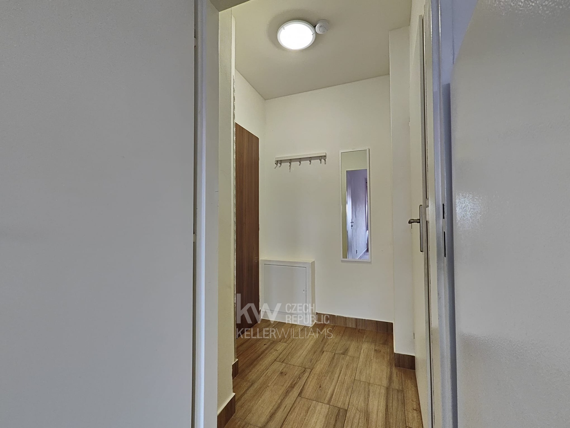 WhatsApp Image 2025-11-20 at 09.25.06