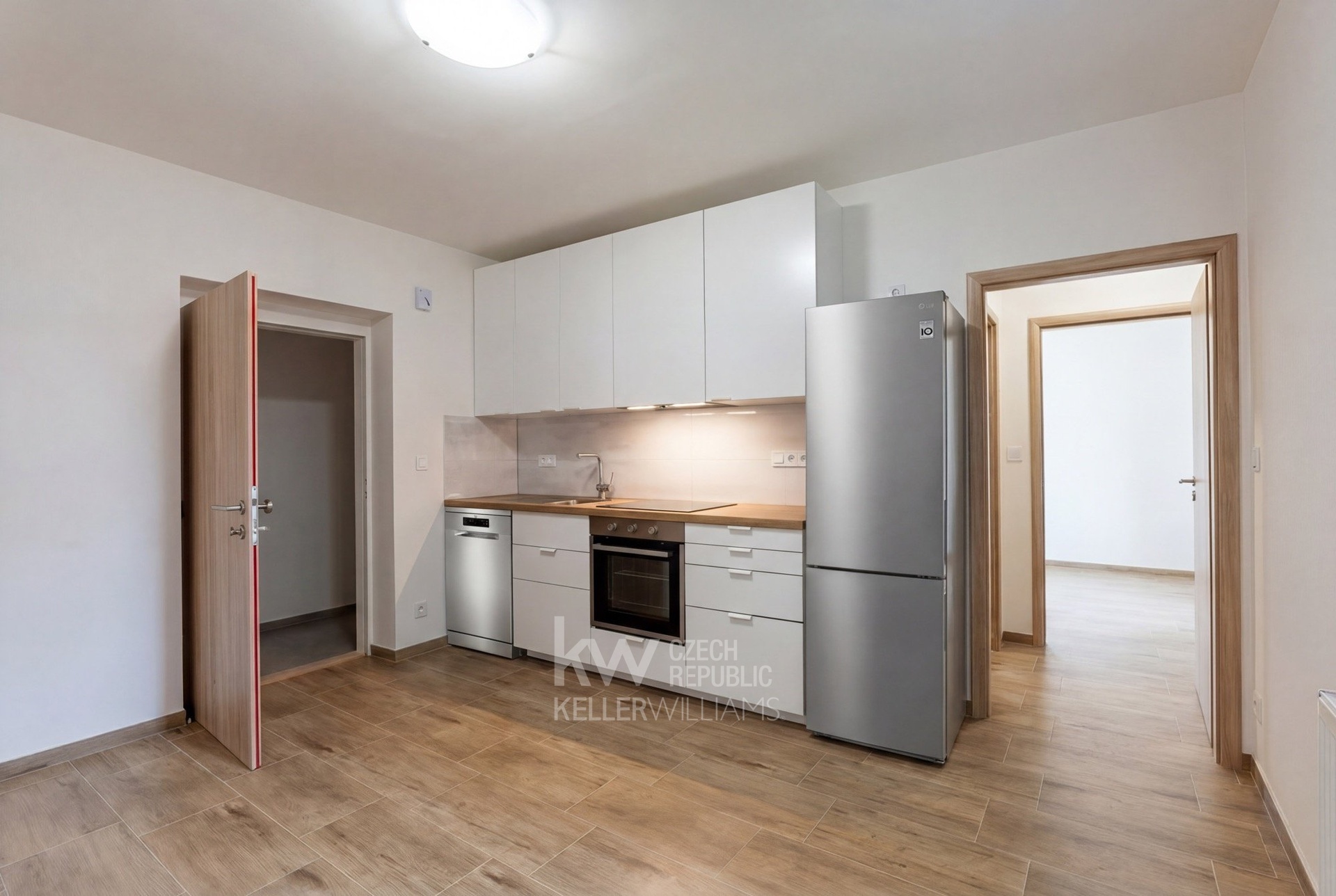 Kuchyňský kout & obývací pokoj