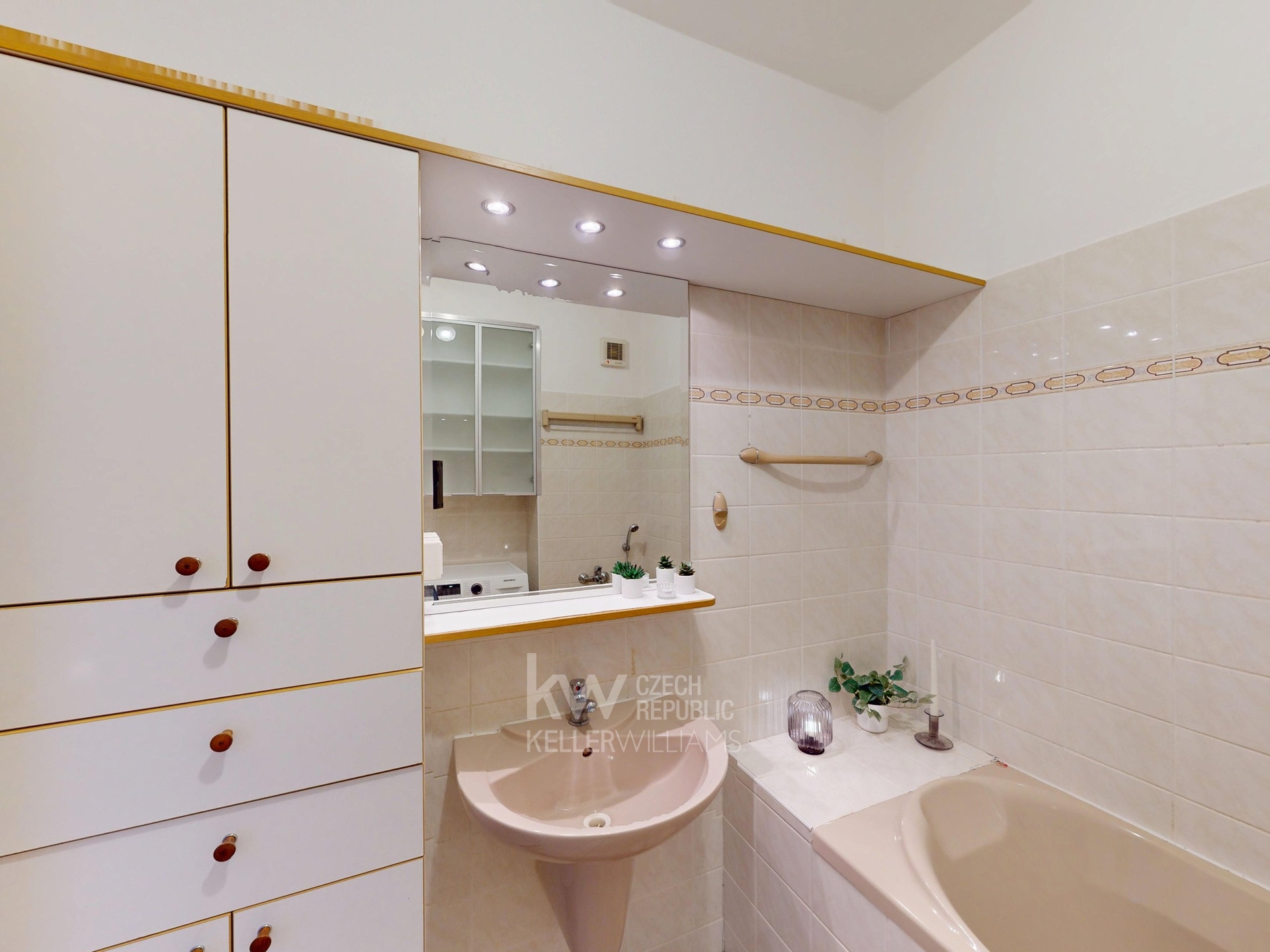 Pod-Vsi-256-Annelie-Herz-03272025_135401