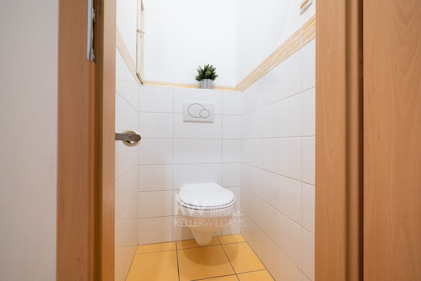 Prodej 1+kk Černokostelecká WC