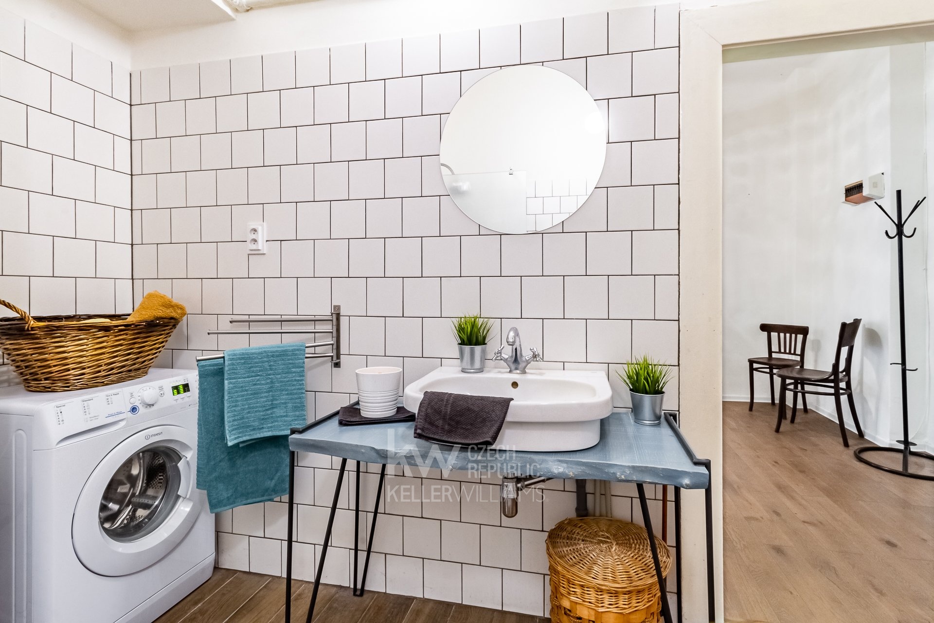 Byt 3+1, ul. Národní obrany - Vrzáková & Boháč