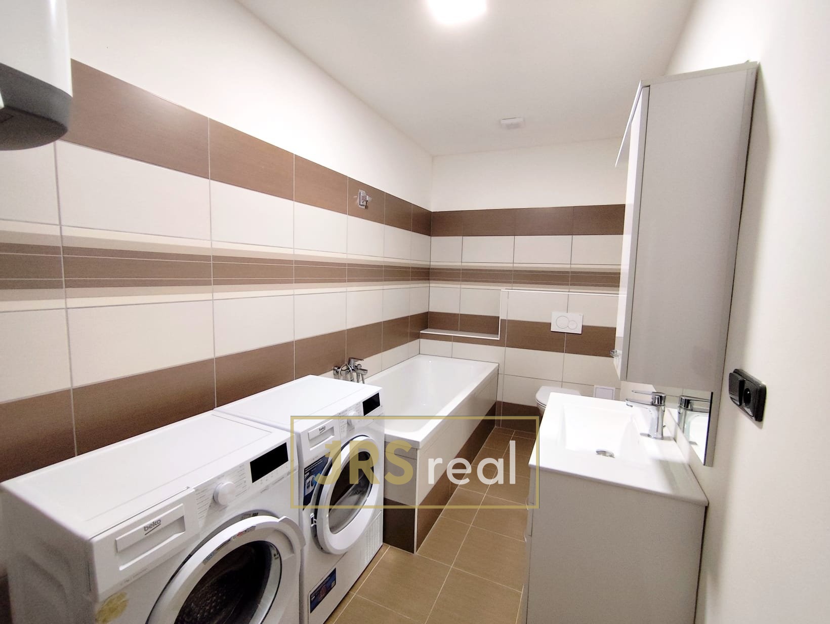 WhatsApp Image 2026-03-19 at 18.51.565