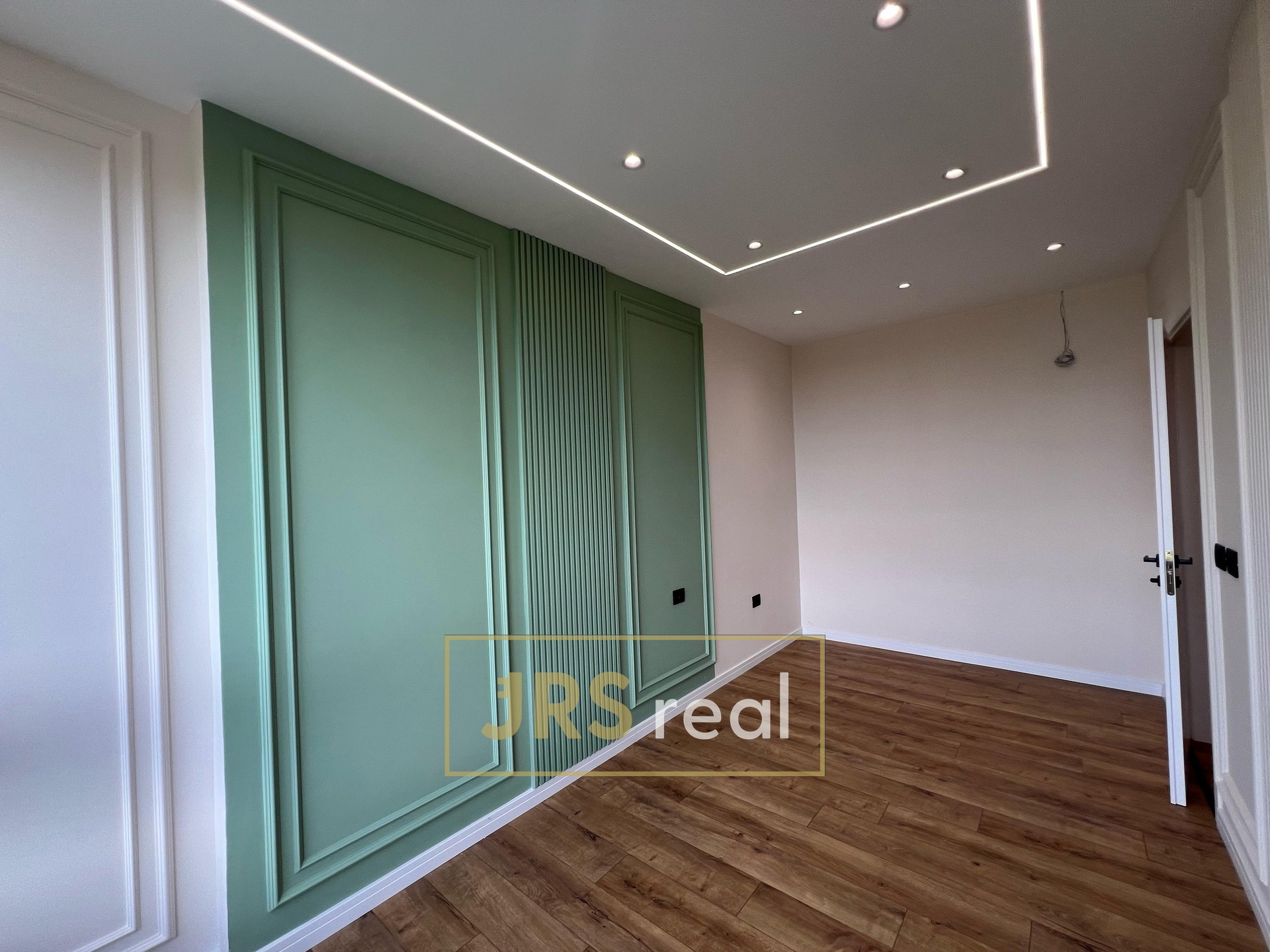 WhatsApp Image 2026-01-26 at 12.12.13 (5)