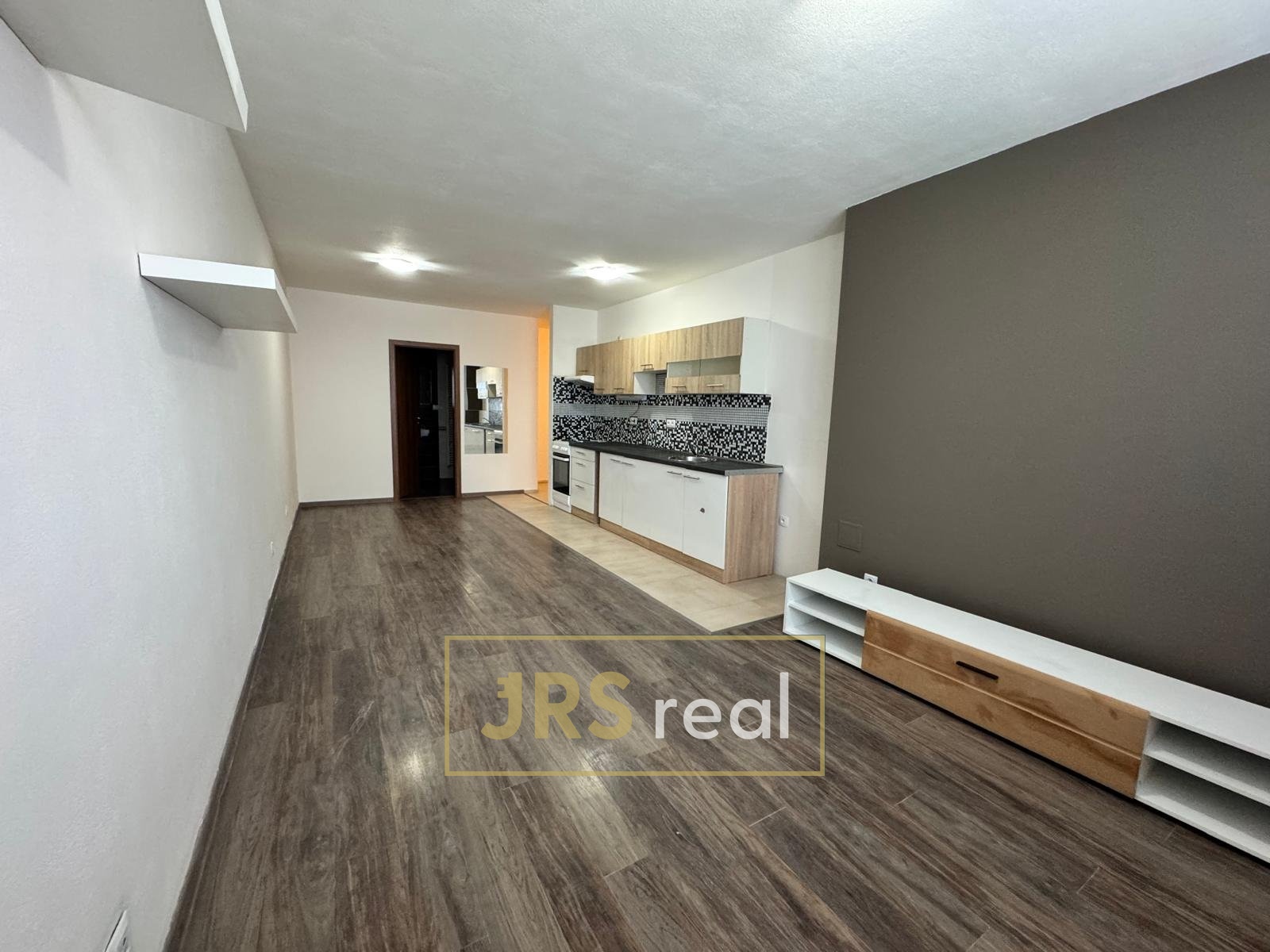 WhatsApp Image 2026-02-25 at 14.27.14 (7)