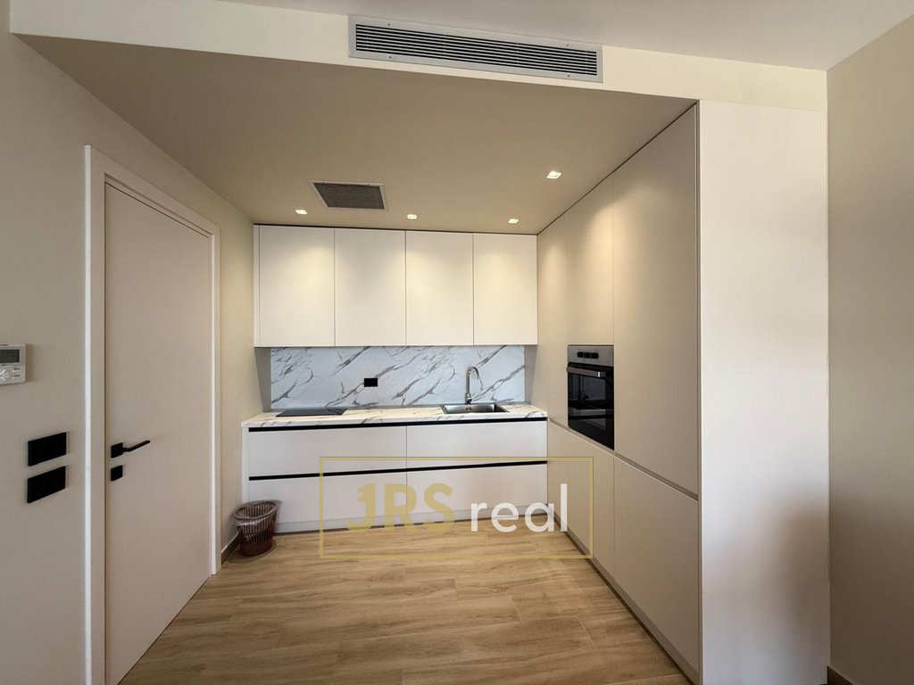 1180002_WhatsApp_Image_2025-09-23_at_14.38.35