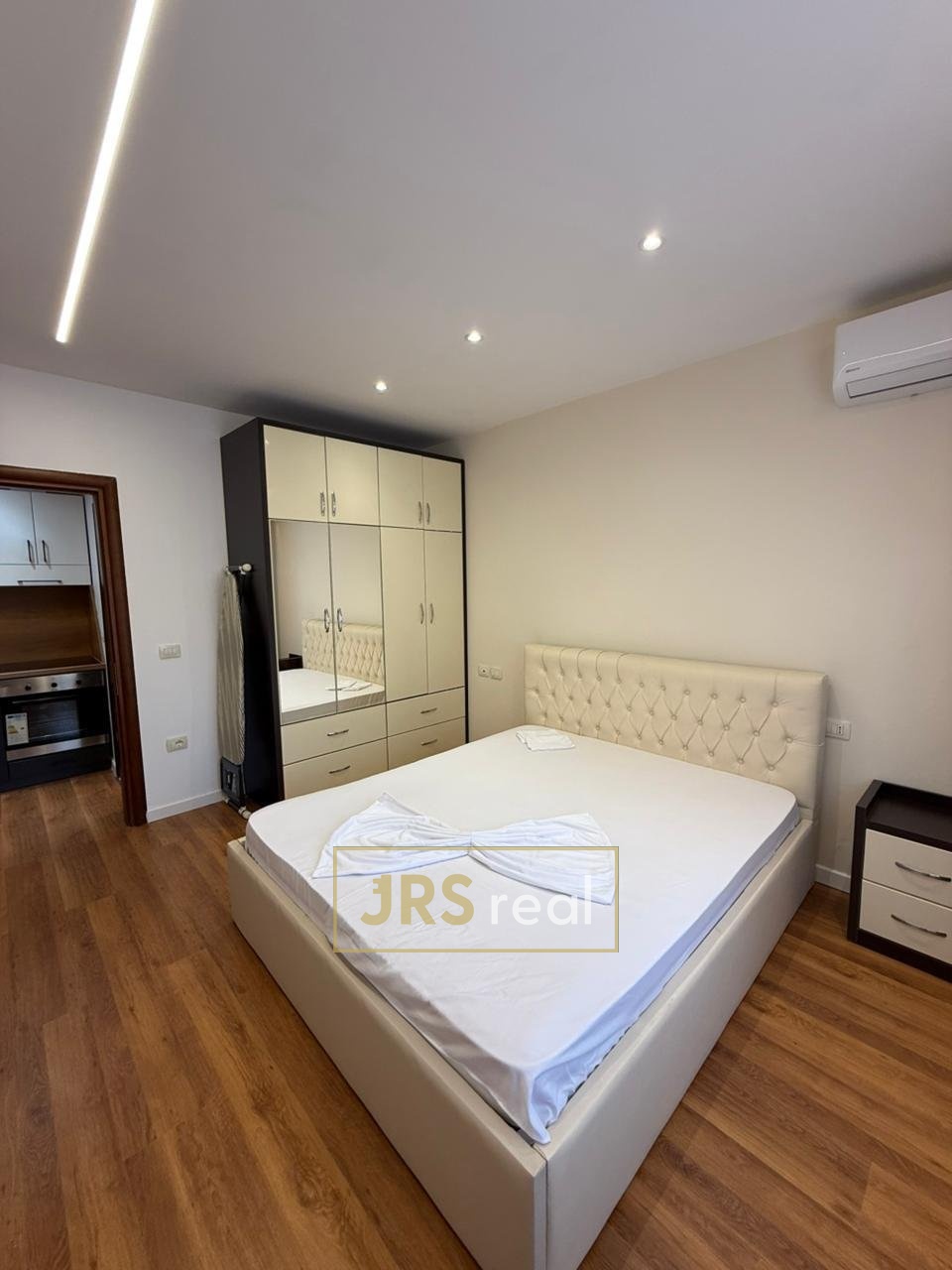 WhatsApp Image 2026-01-15 at 14.30.13