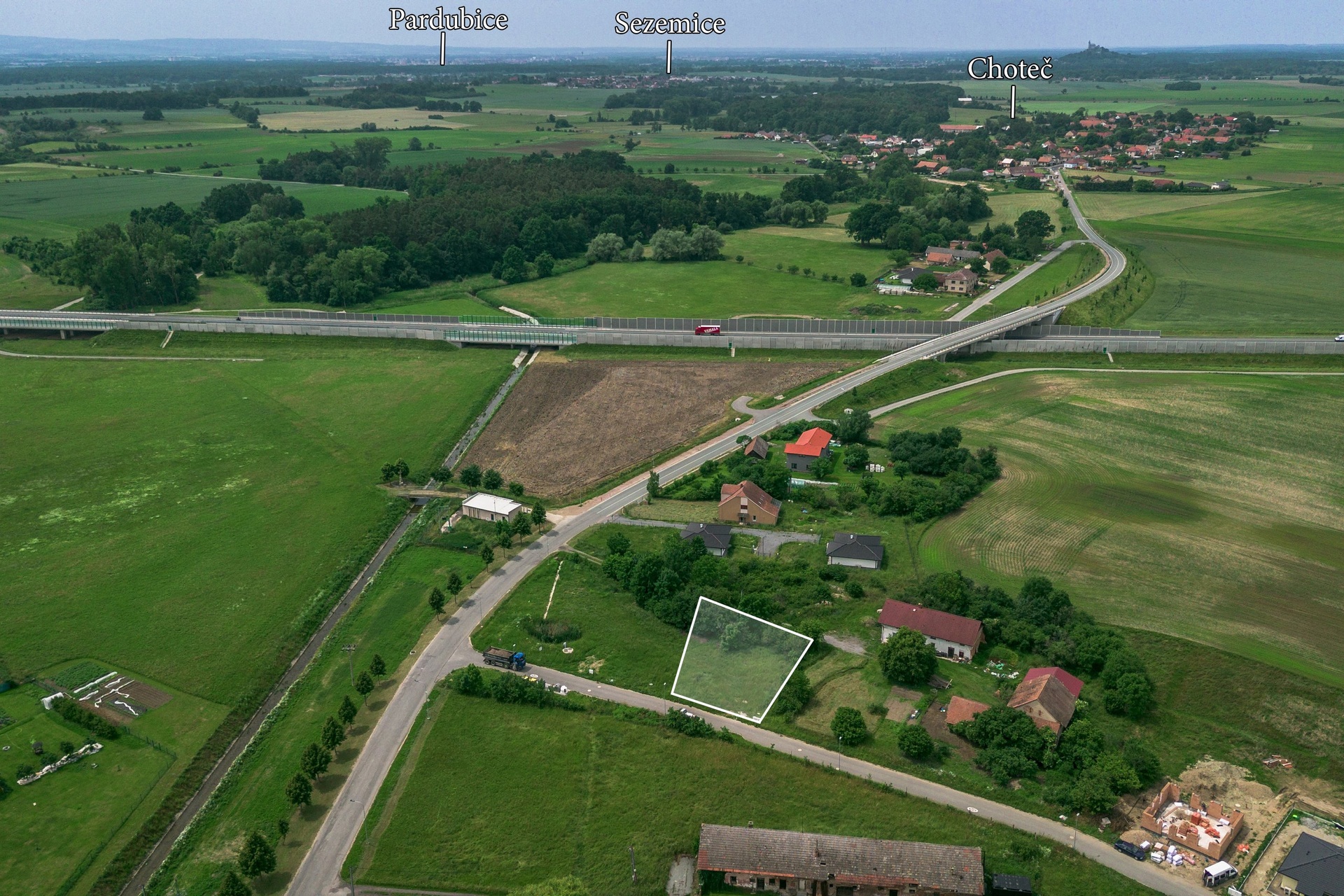 Pozemek (6)