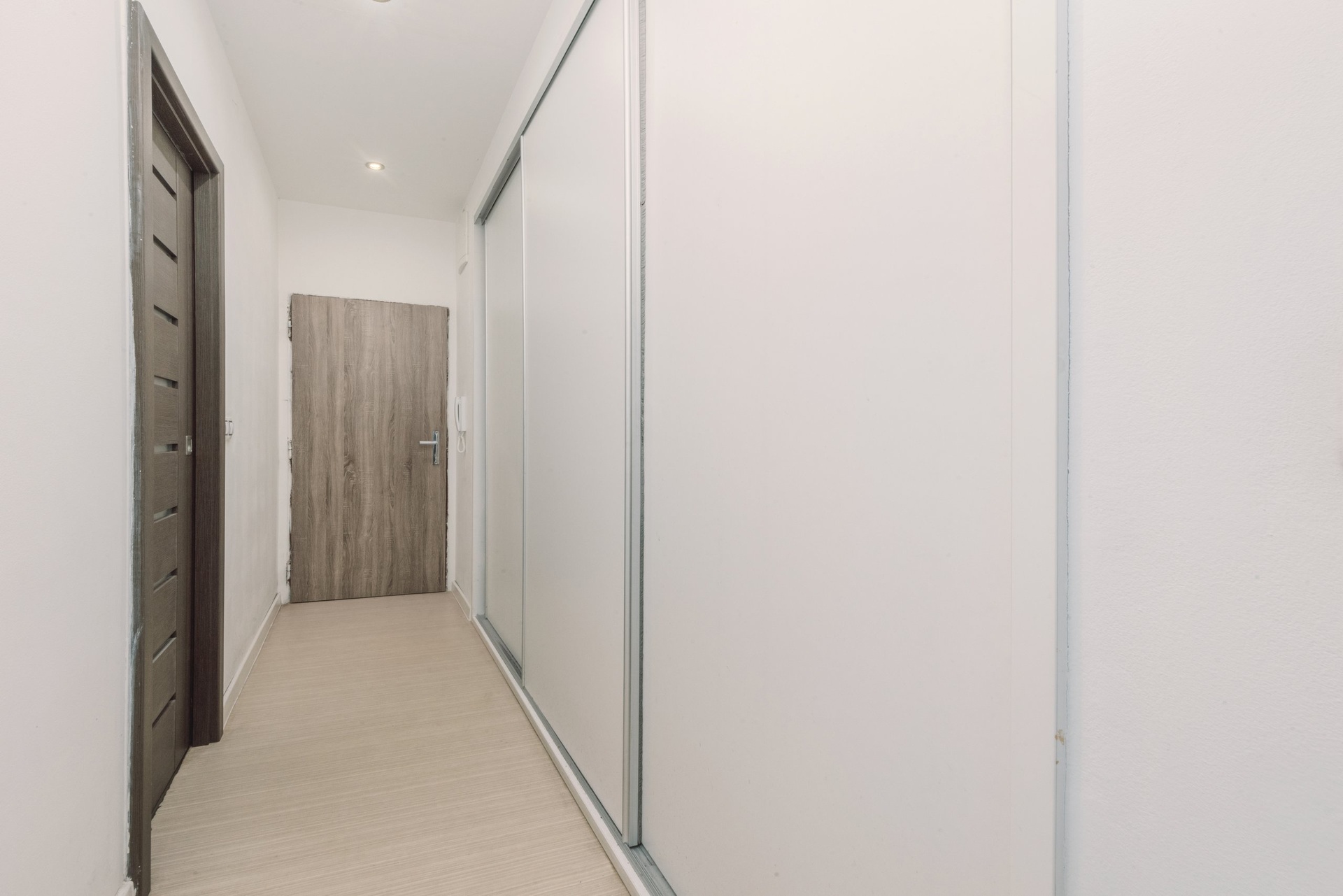 Byt 2+1 Ben. Nám (21)