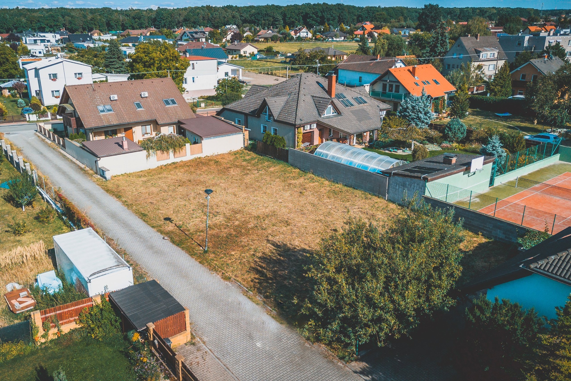Pozemek Spojil (17)