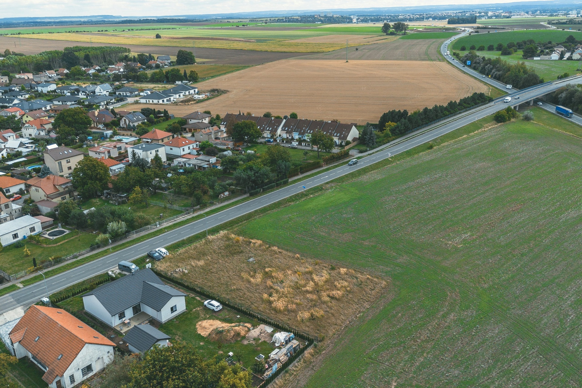 Pozemek Mikulovice (5)