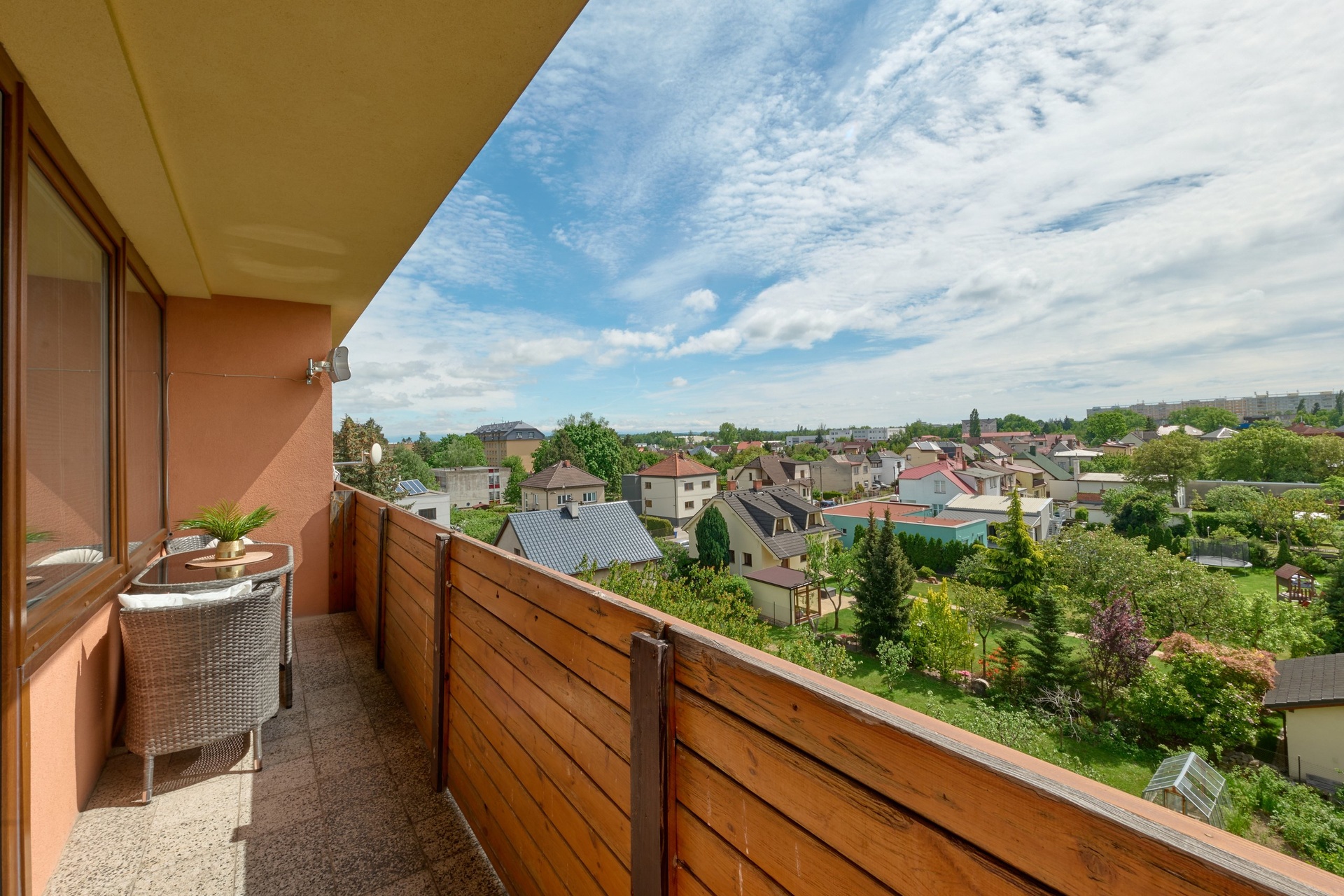P1395197_HDR