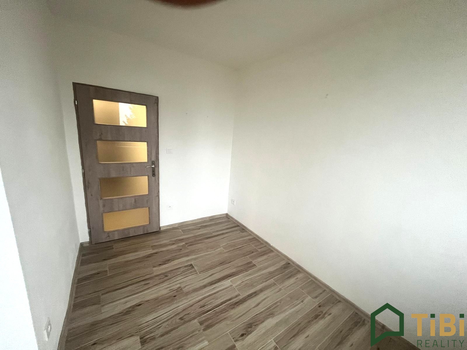 8896e13a-e9c6-403f-afc4-ebbfae706816