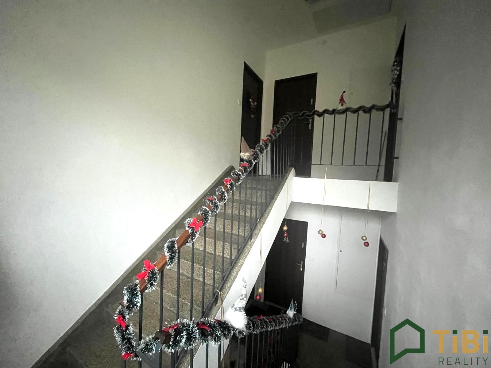 1f29ad18-4741-493e-9572-cfeff6e3bcee