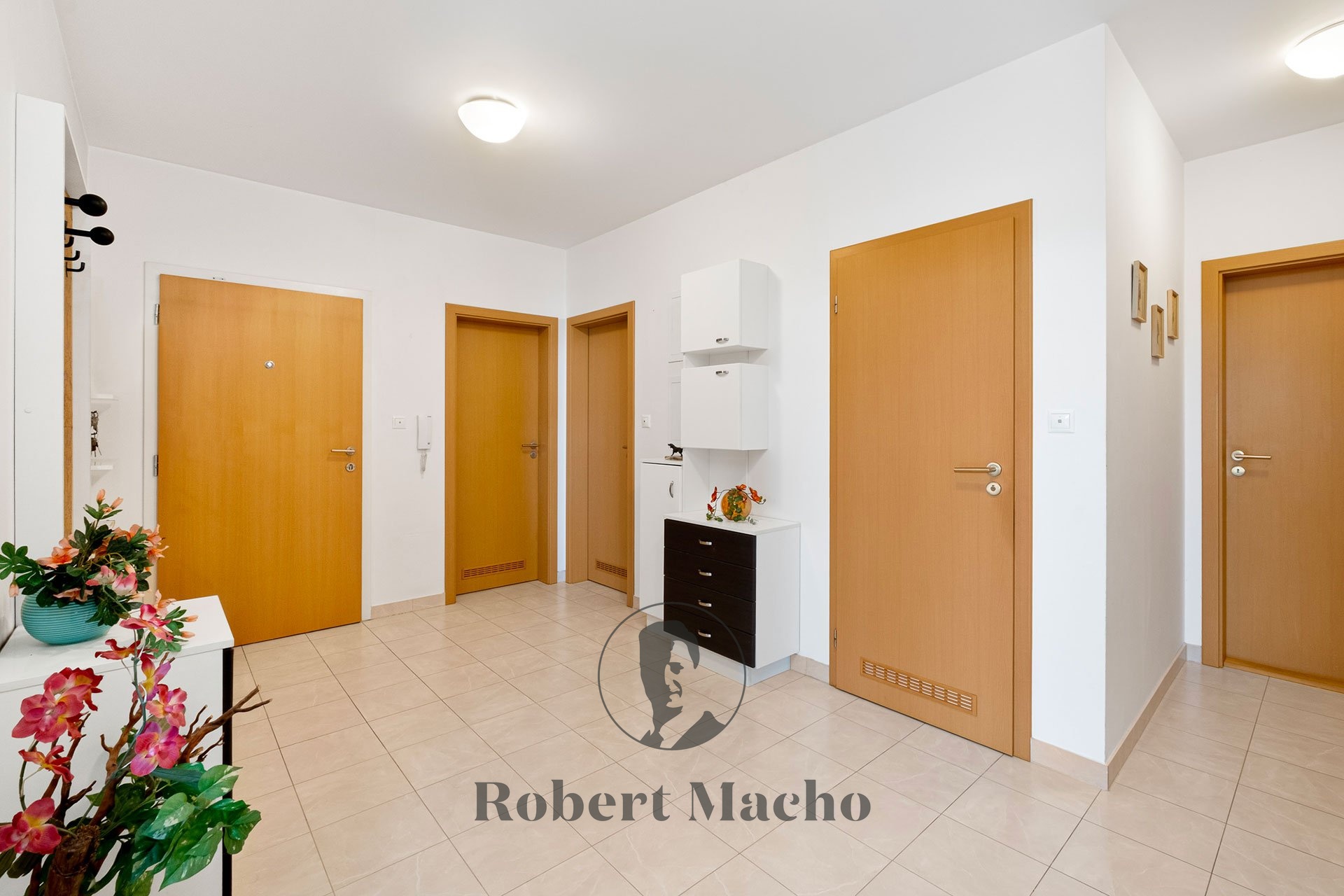 robert-macho-reality-prodej-bytu-v-stihlach-praha-