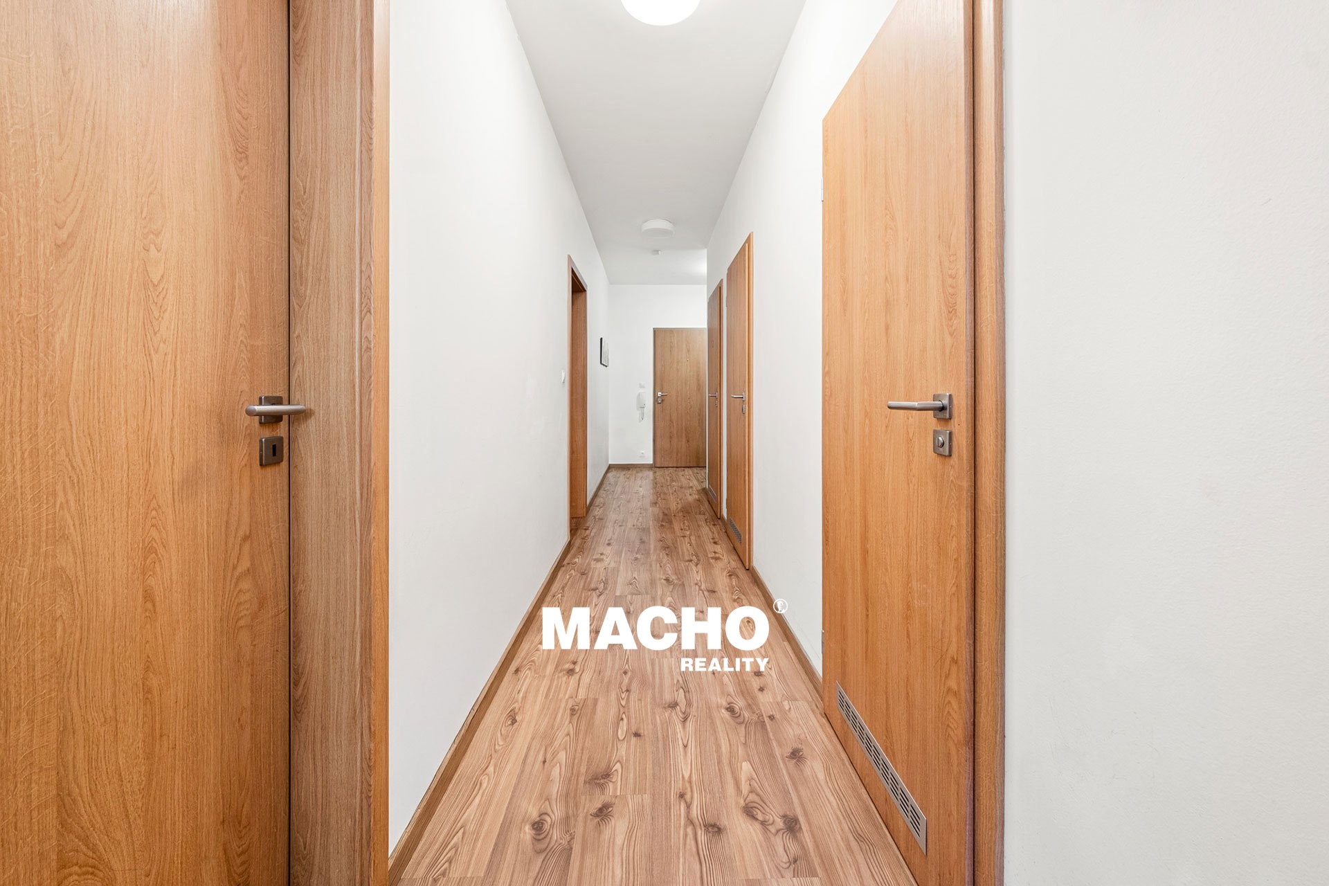 macho-reality-prodej-bytu-krivoklatska-praha-09