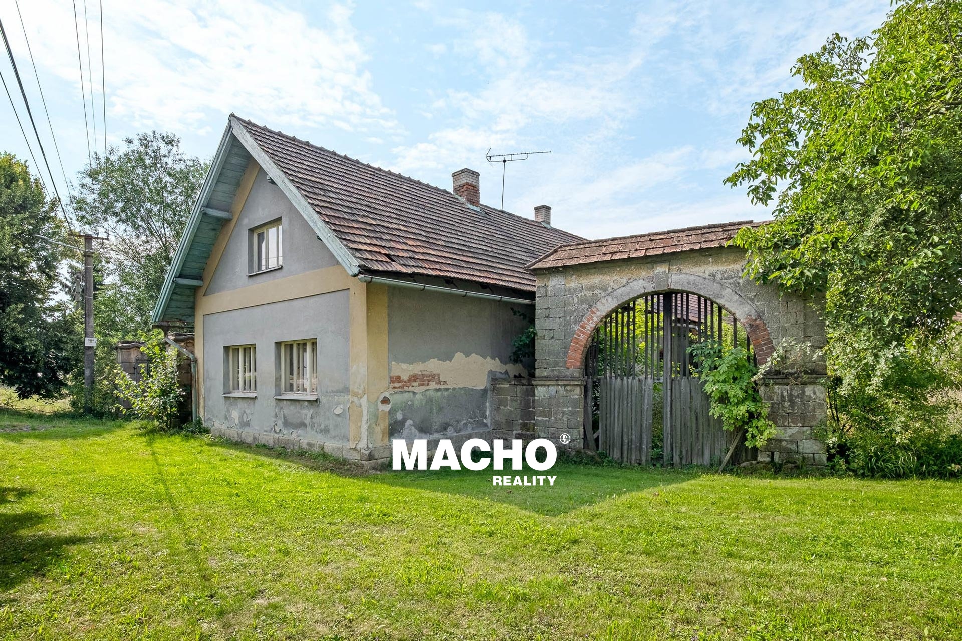 macho-reality-prodej-usedlosti-velis-02