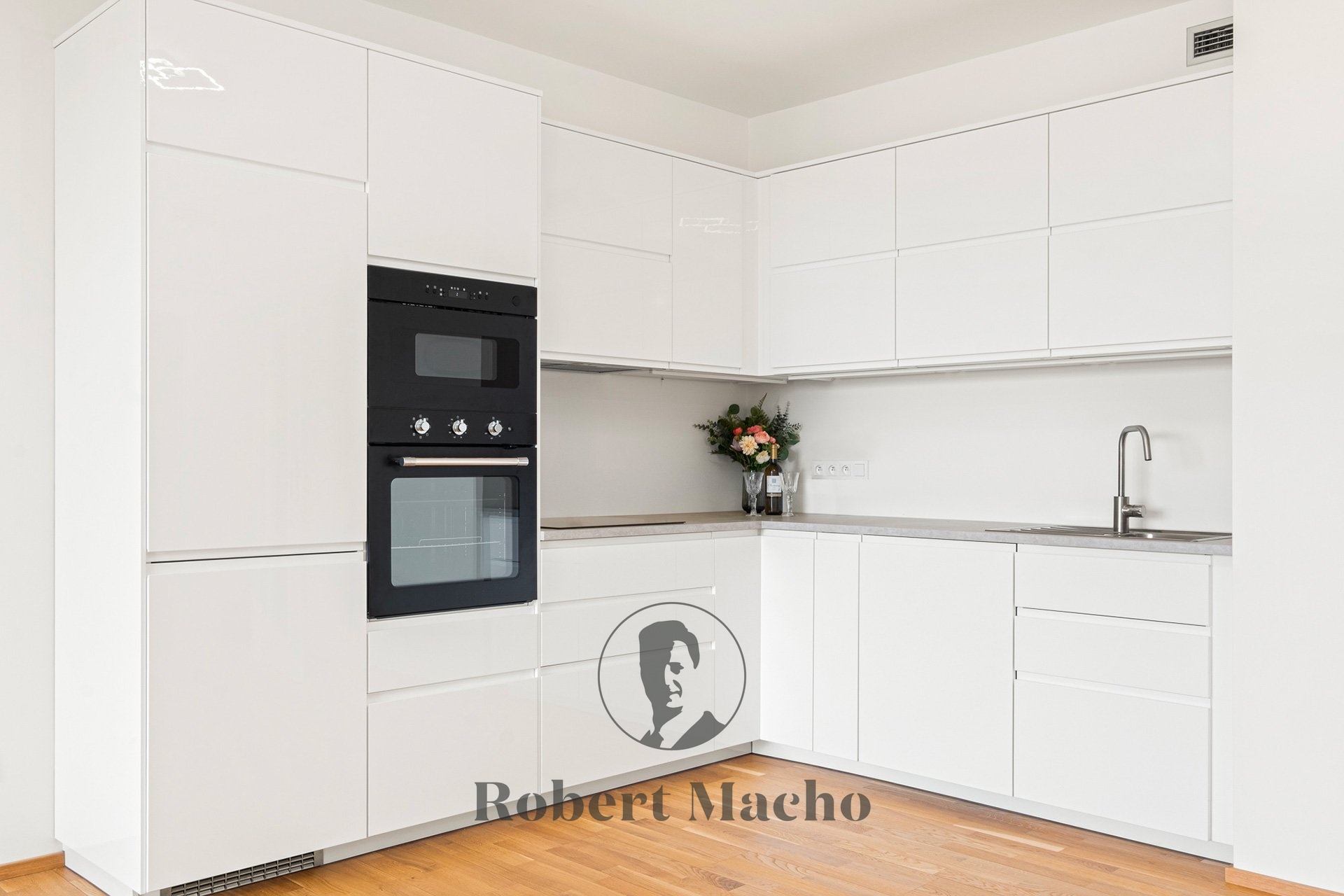 robert-macho-reality-pronajem-bytu-mezi-vodami-praha-03