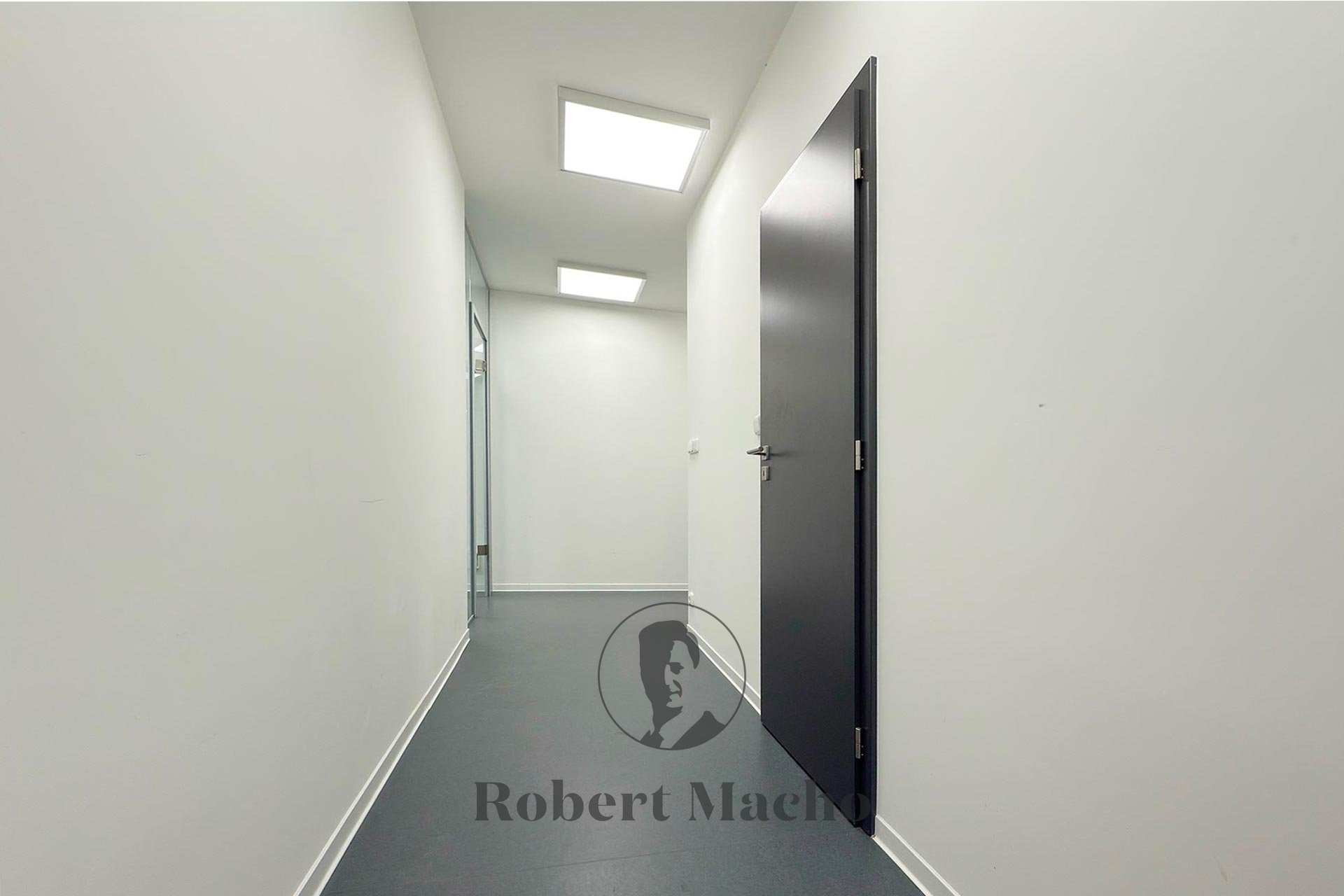 reality-robert-macho-pronajem-kancelare-mnisek-01