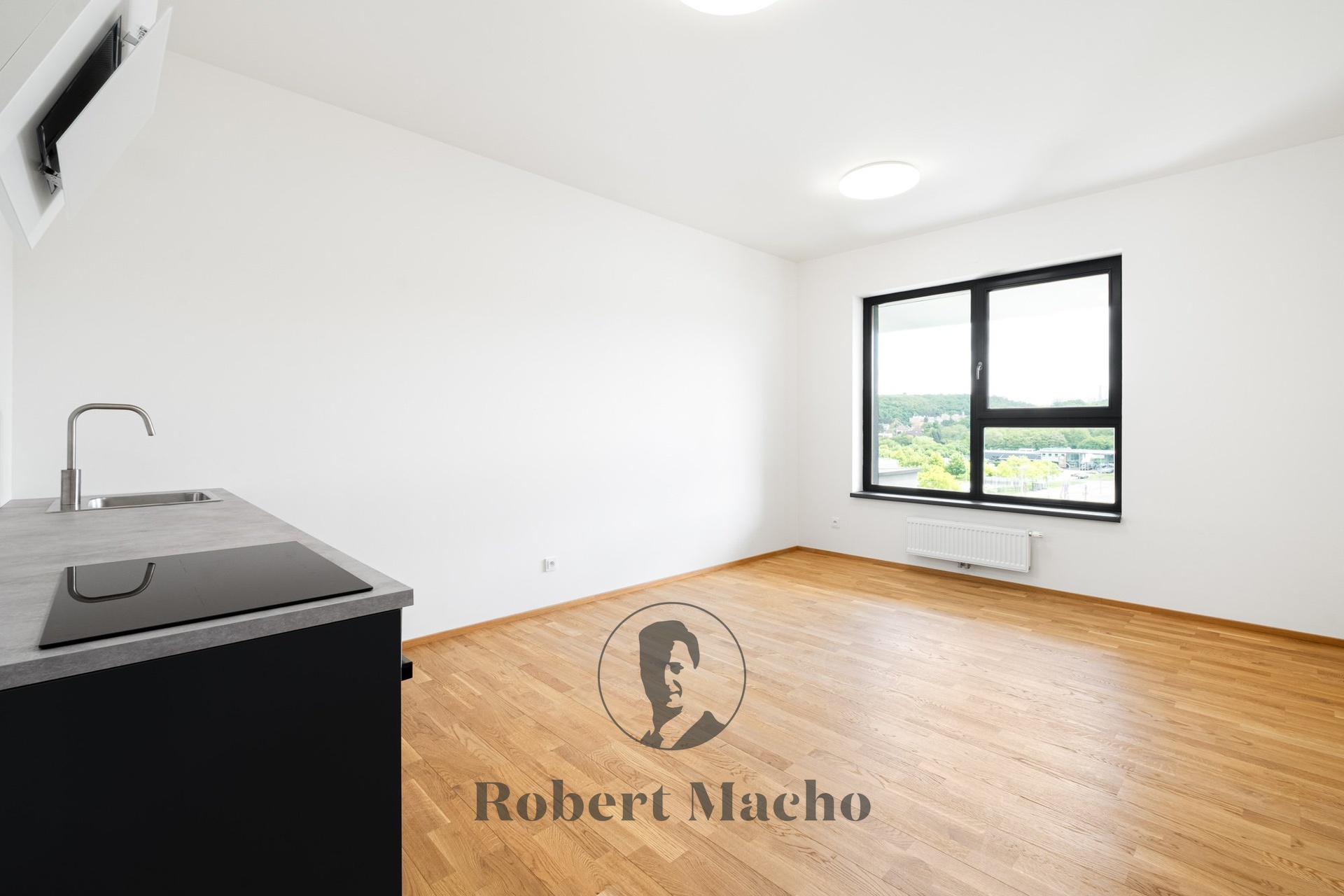robert-macho-reality-pronajem-bytu-mezi-vodami-pra