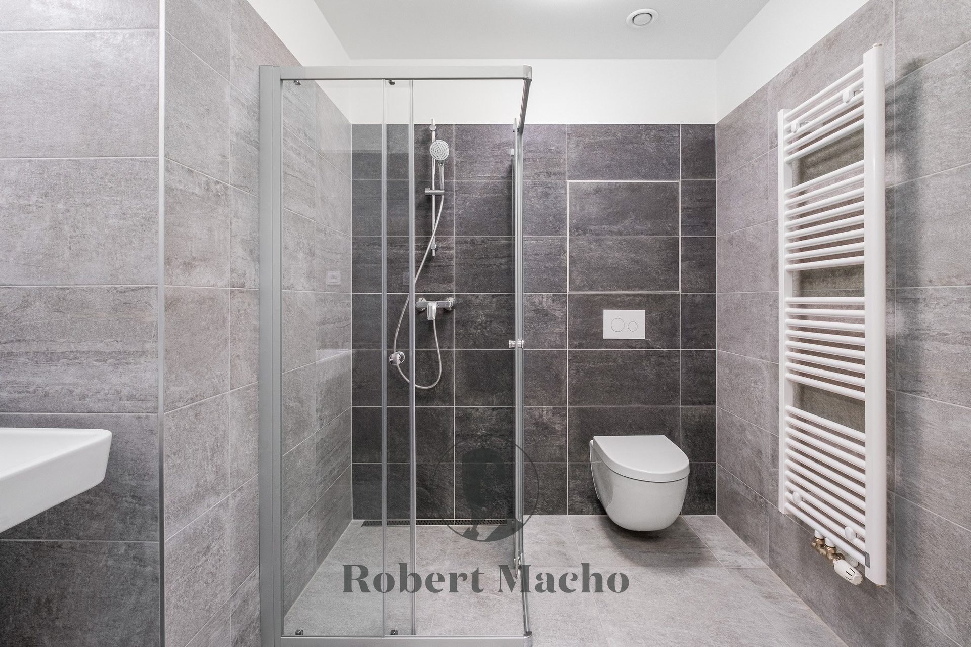 robert-macho-reality-pronajem-bytu-mezi-vodami-pra