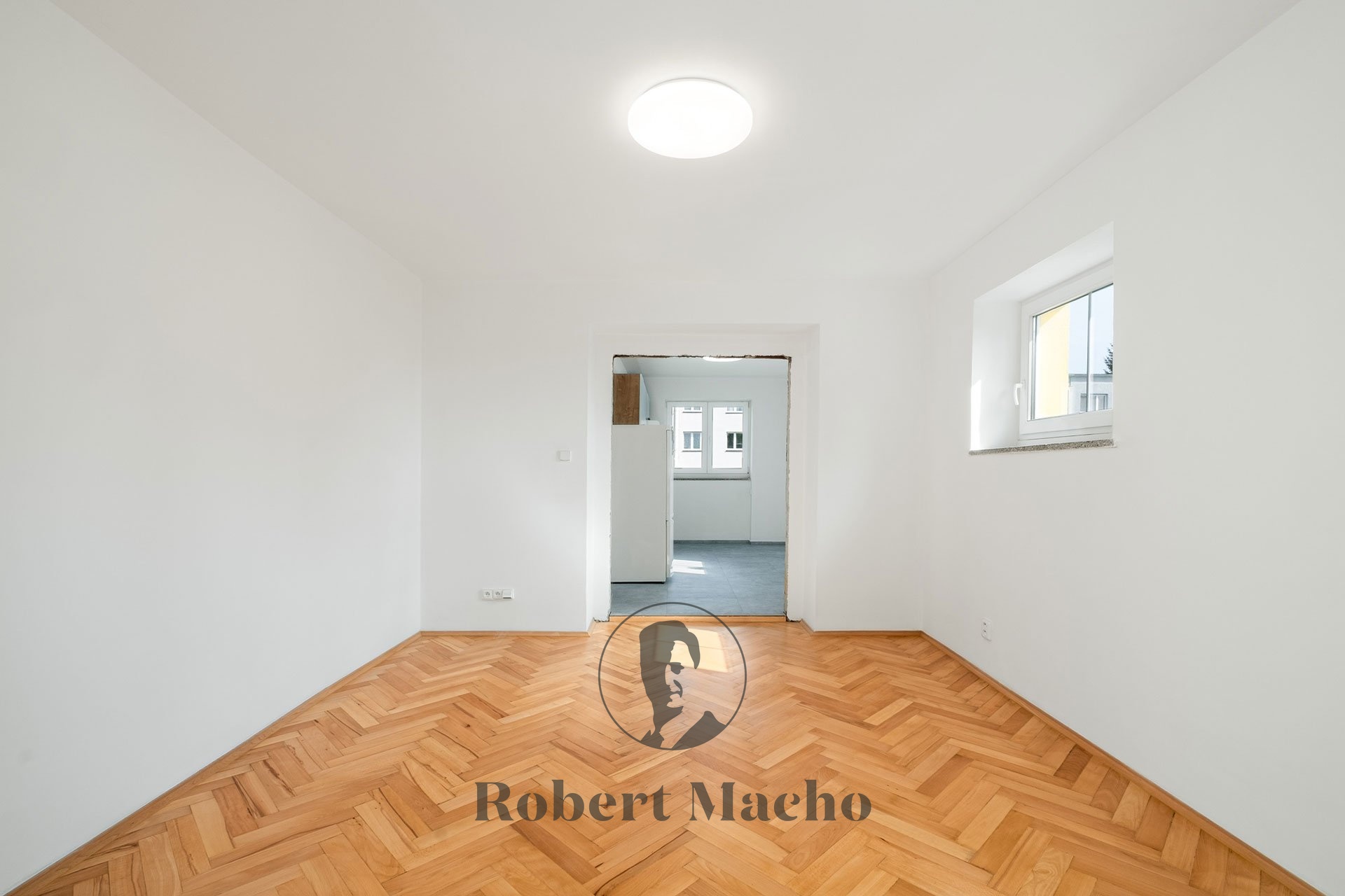 robert-macho-reality-pronajem-bytu-5-kvetna-mnisek