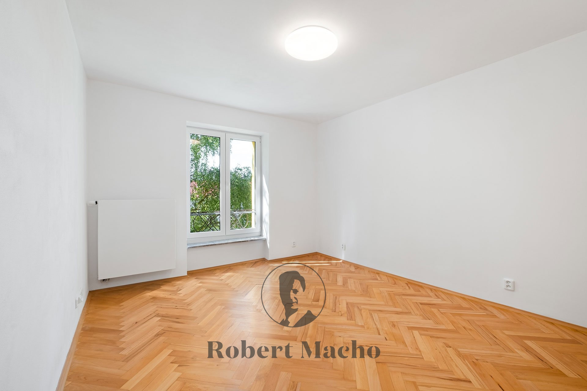 robert-macho-reality-pronajem-bytu-5-kvetna-mnisek