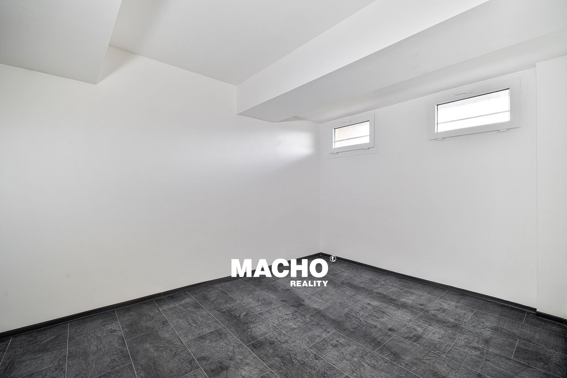 robert-macho-reality-prodej-bytu-chrastany-01