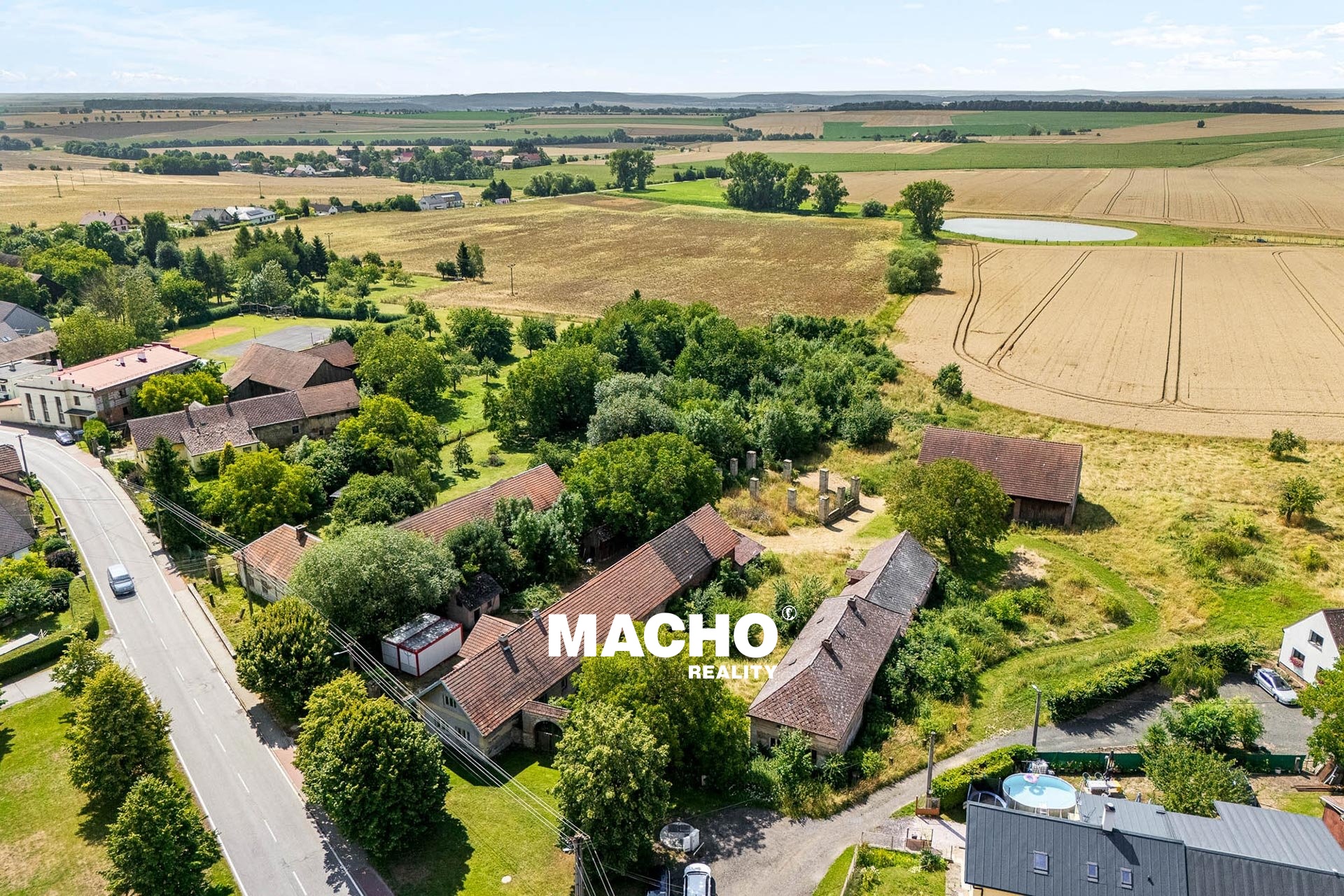 macho-reality-prodej-usedlosti-velis-10