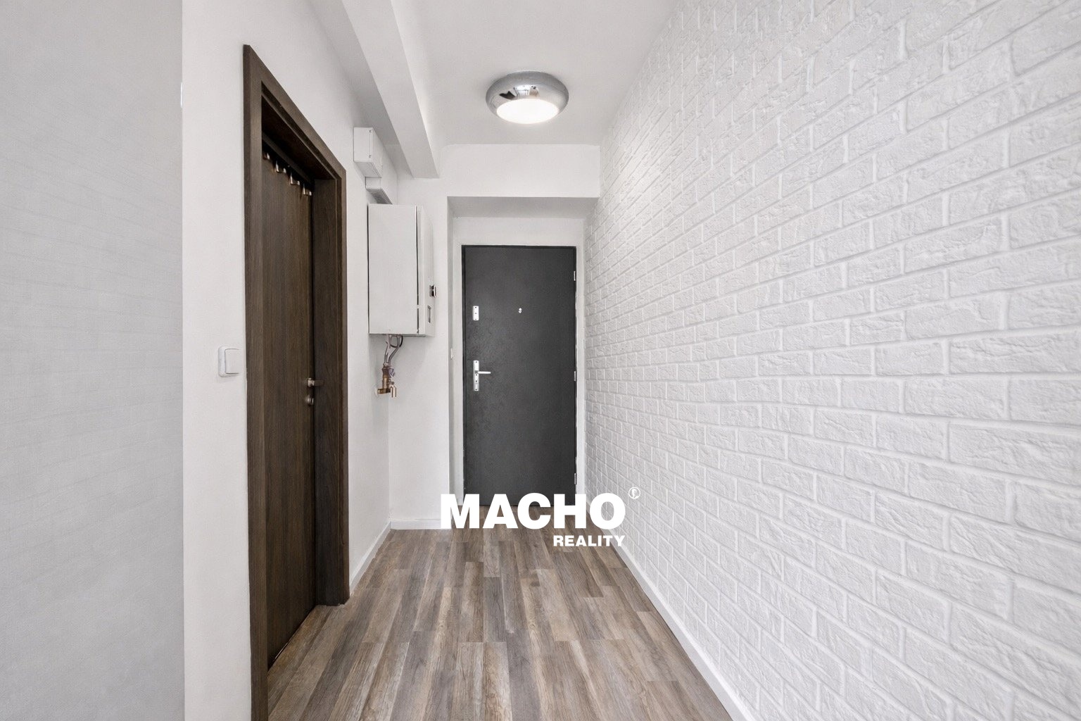 B7EB8448-8C29-430C-BBB0-9F4D9676EEA3