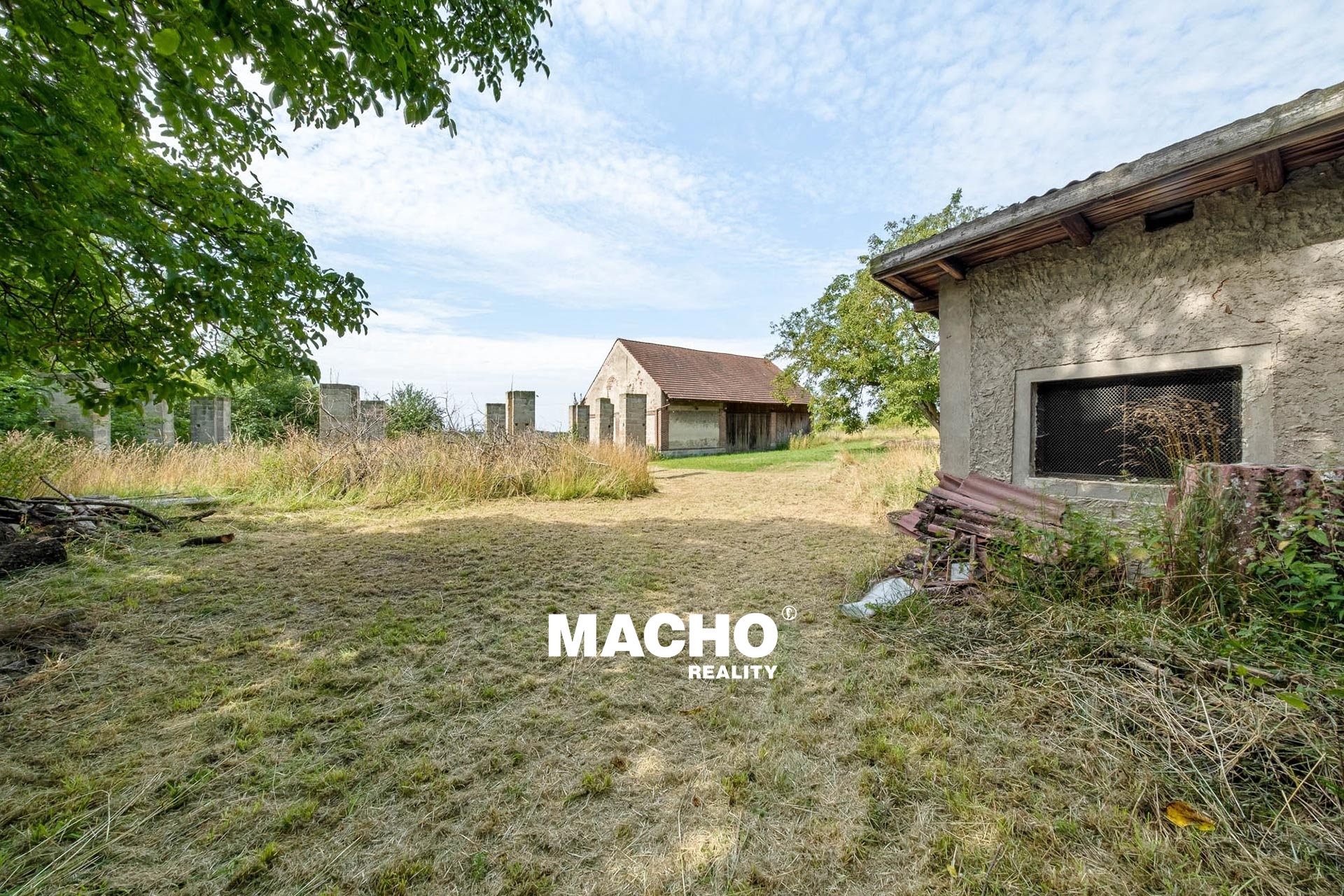 macho-reality-prodej-usedlosti-velis-06