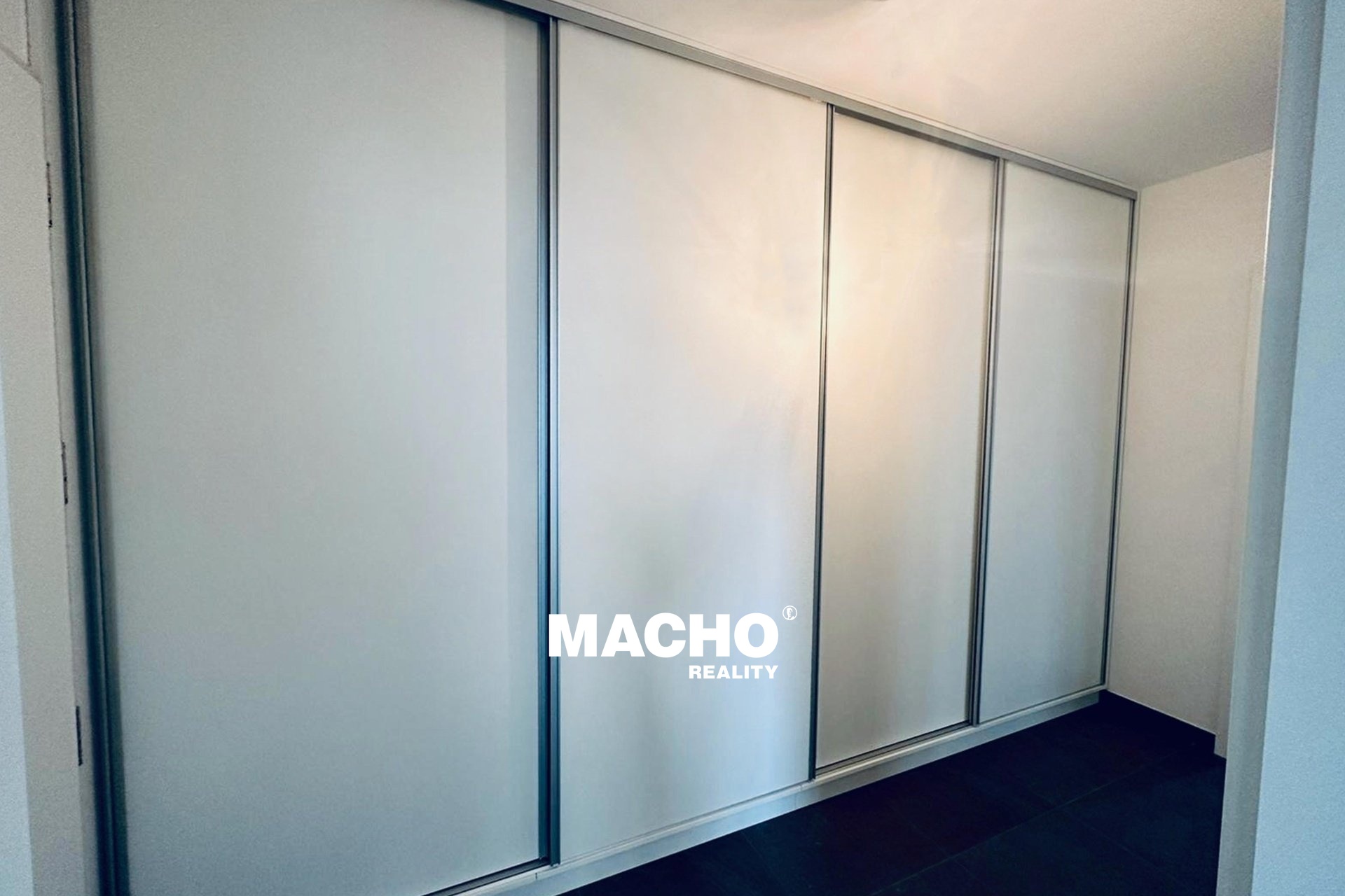 robert-macho-reality-pronajem-bytu-olgy-havlove-pr