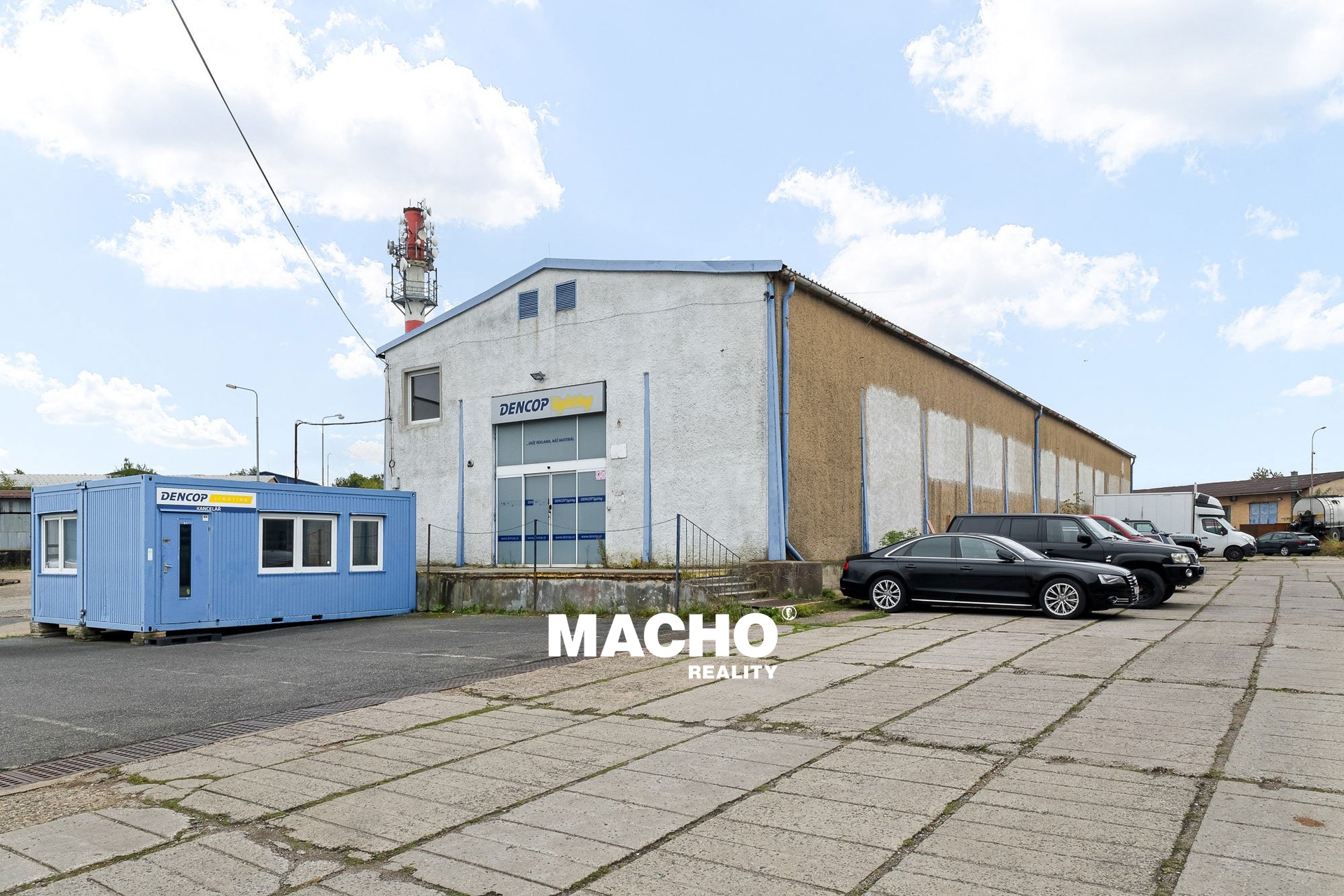 machoreality-pronajem-haly-4-chrastany-01