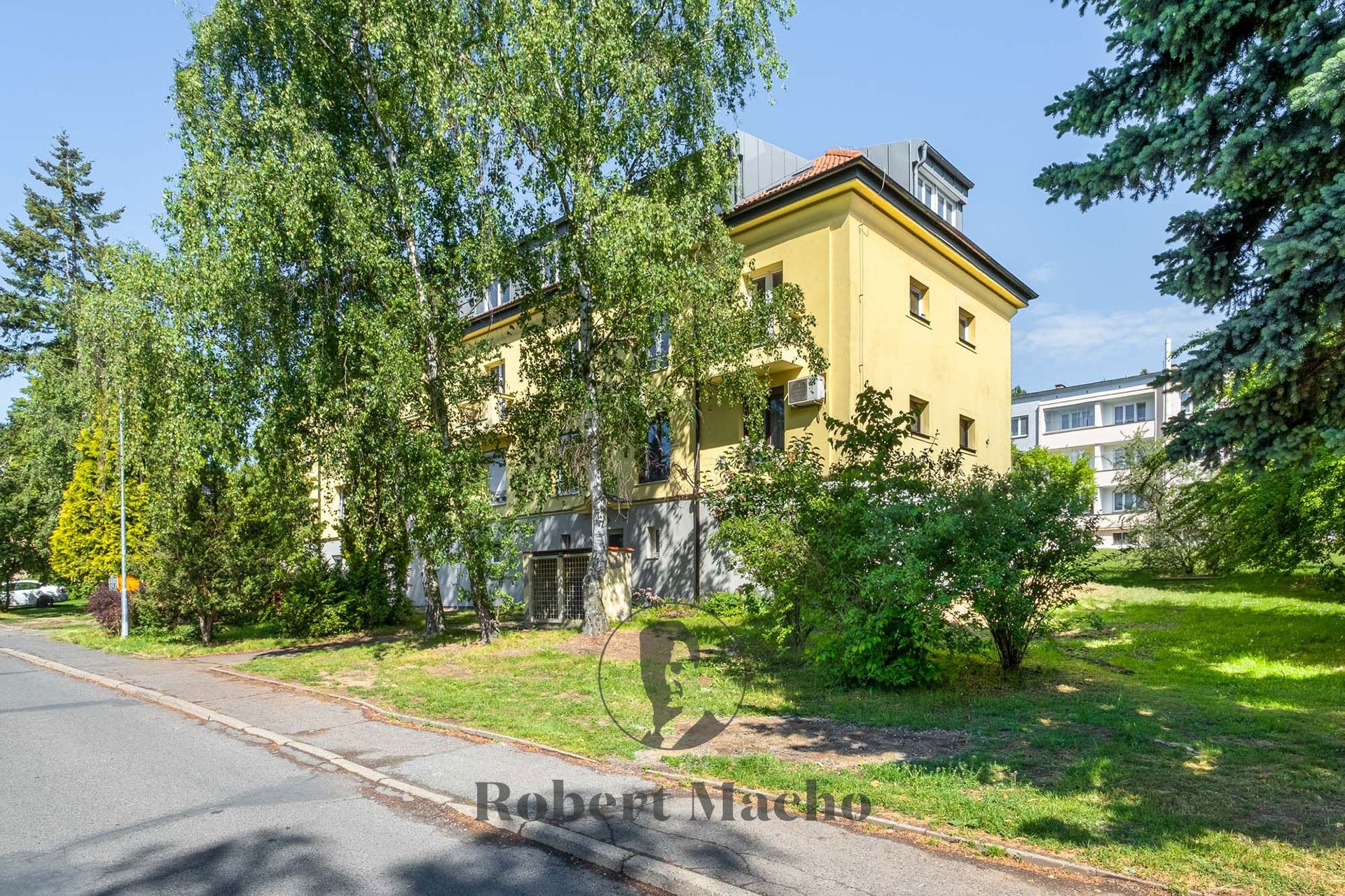 robert-macho-reality-pronajem-bytu-5-kvetna-mnisek