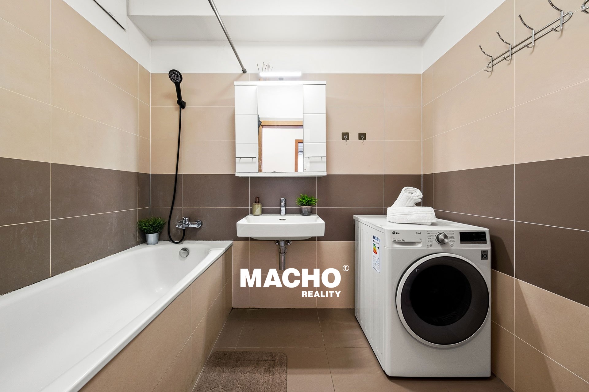 macho-reality-prodej-bytu-krivoklatska-praha-07