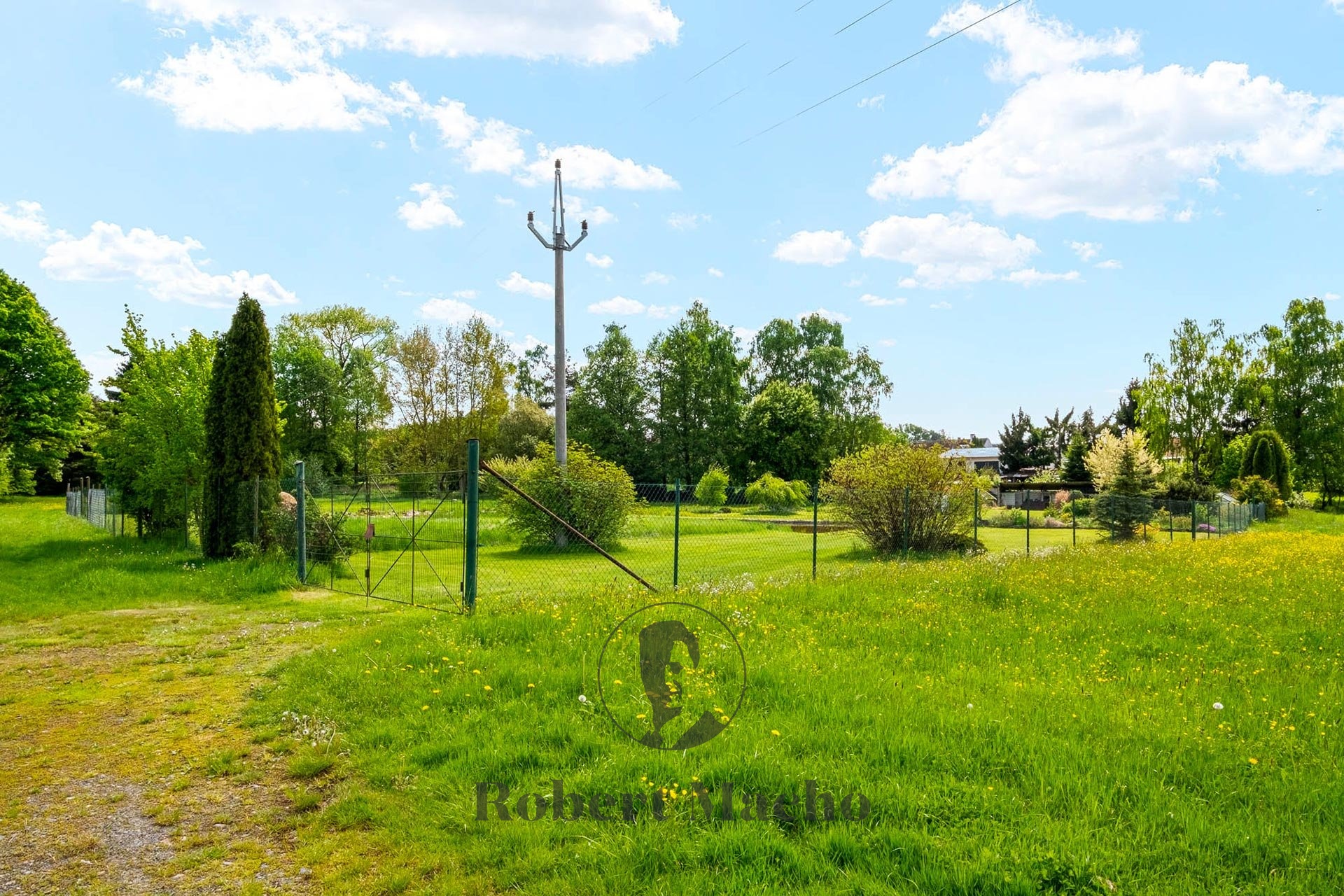 robert-macho-reality-prodej-pozemku-bernartice-01